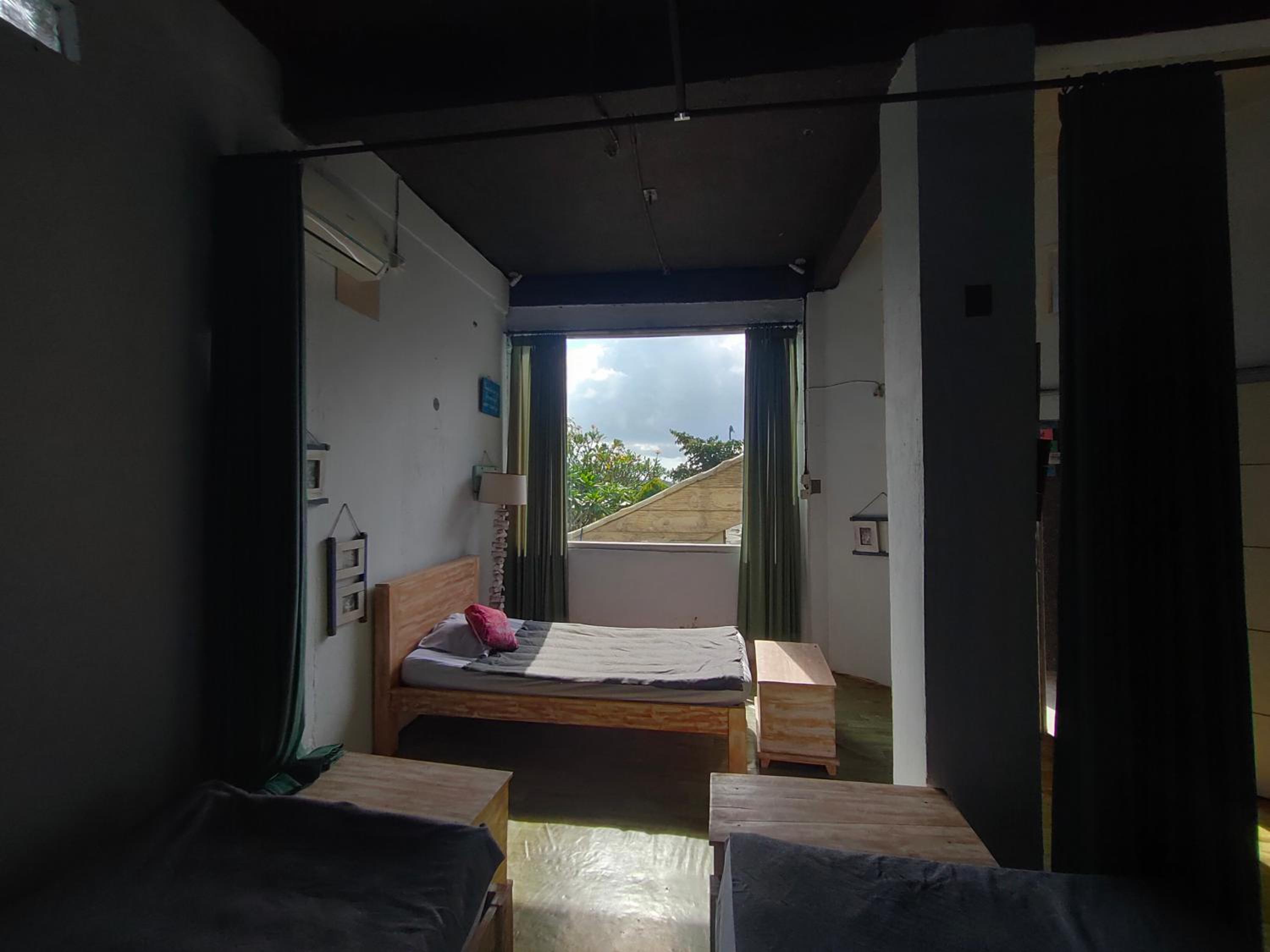 Single Bed In Dormitory Room photo 2