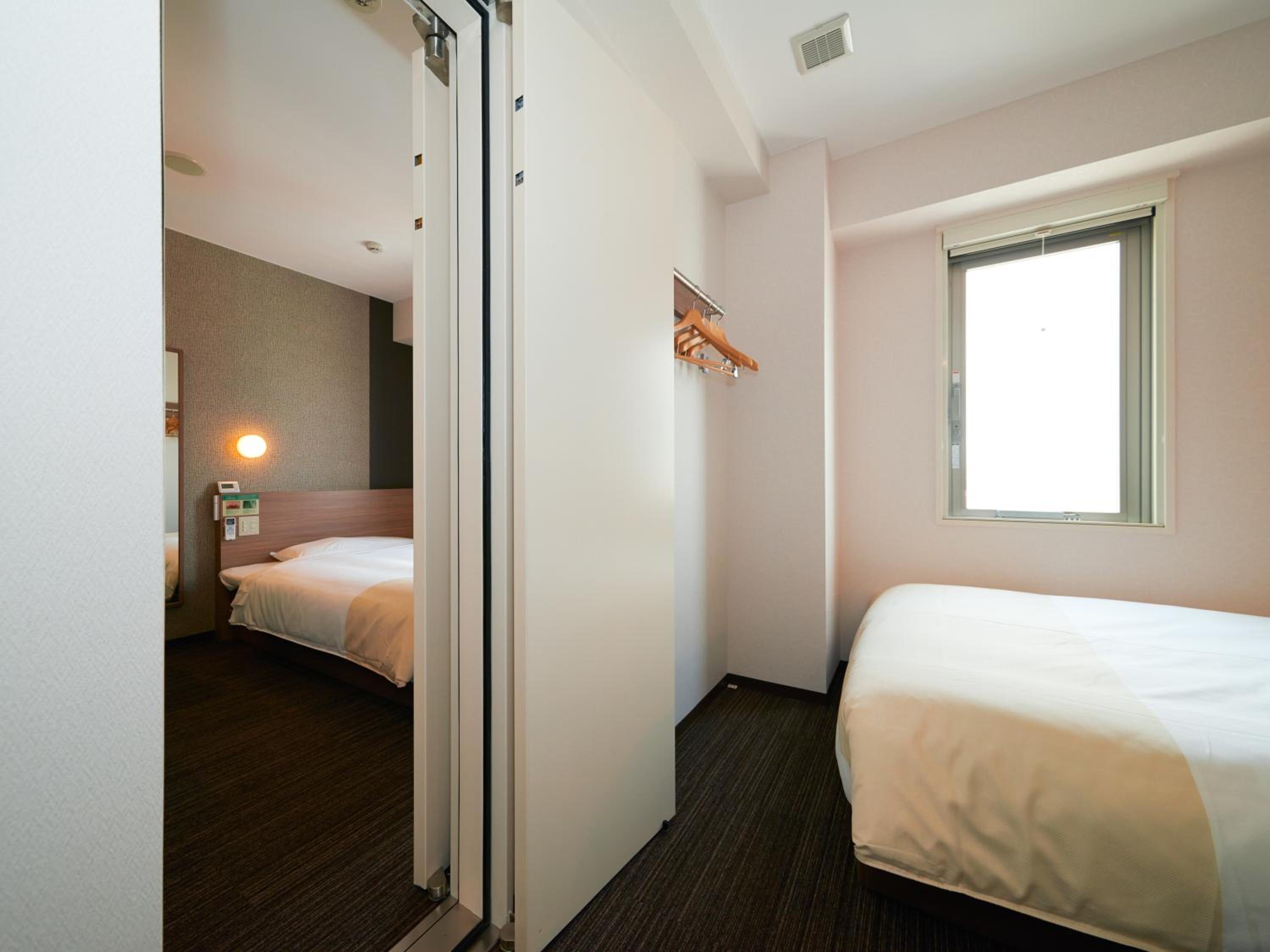Quadruple Room - Non-Smoking photo 1