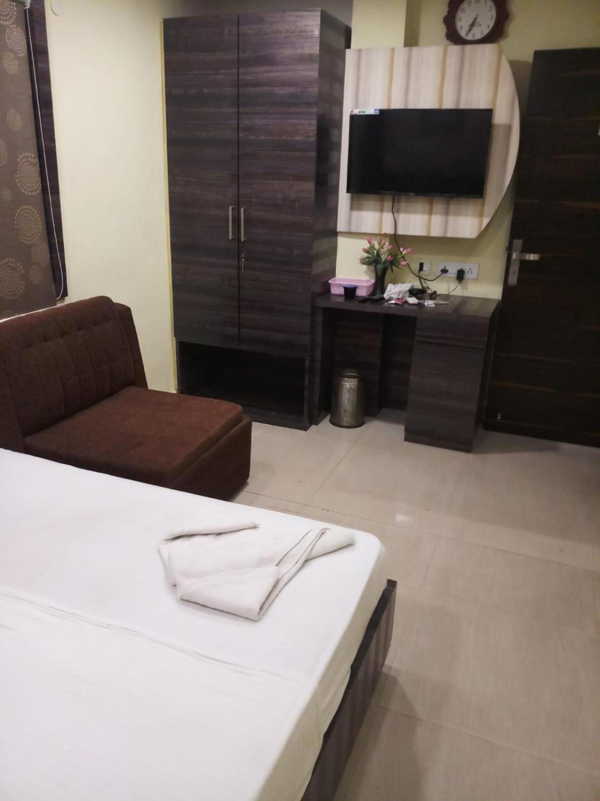 Deluxe Double Room - Photo 6