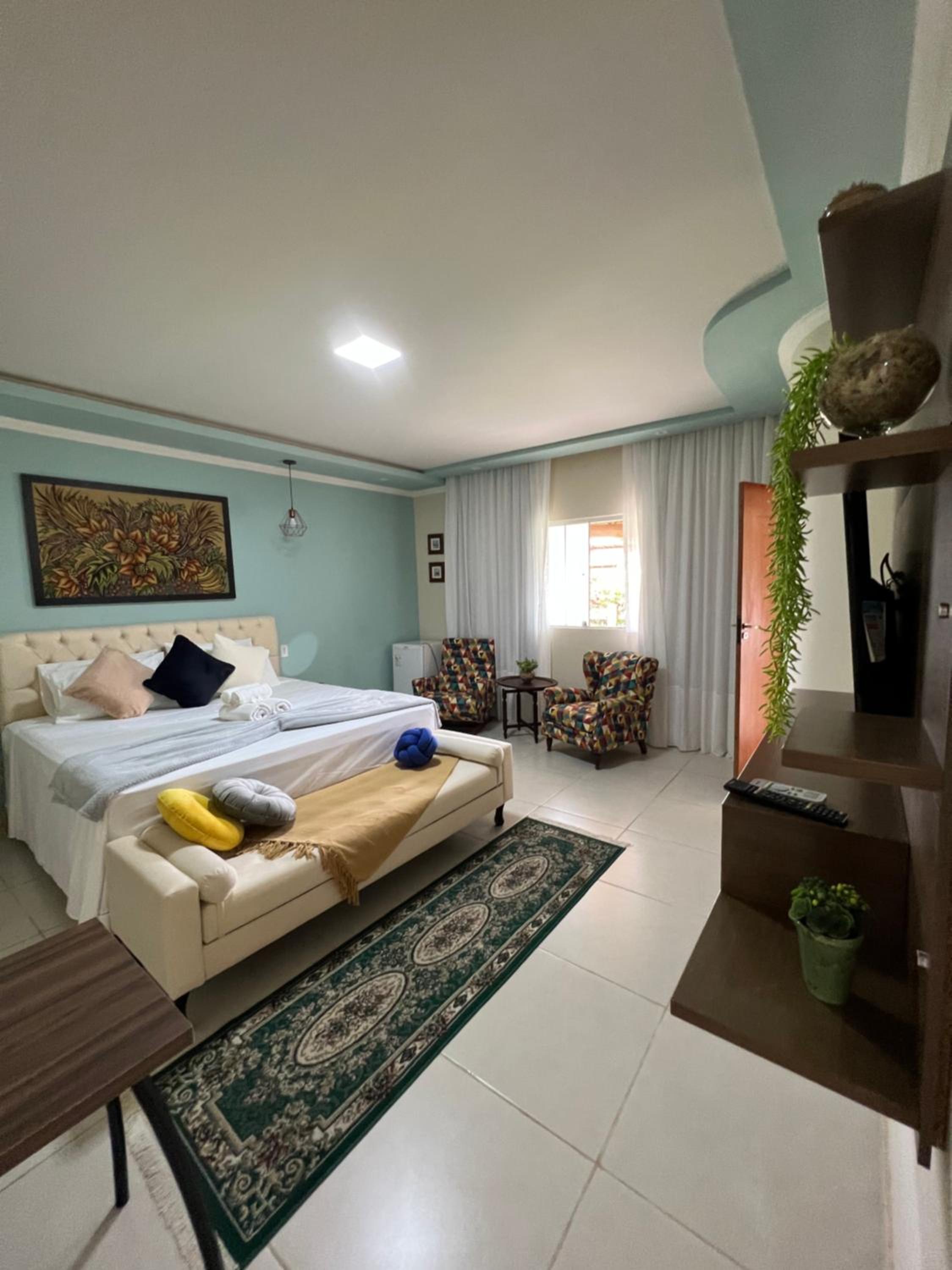 Deluxe Suite with Spa Bath photo 3