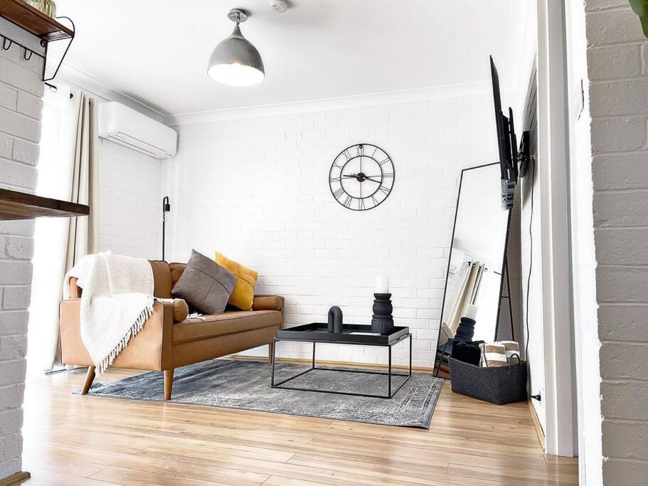 One-Bedroom Apartment - Oceanfront photo 1