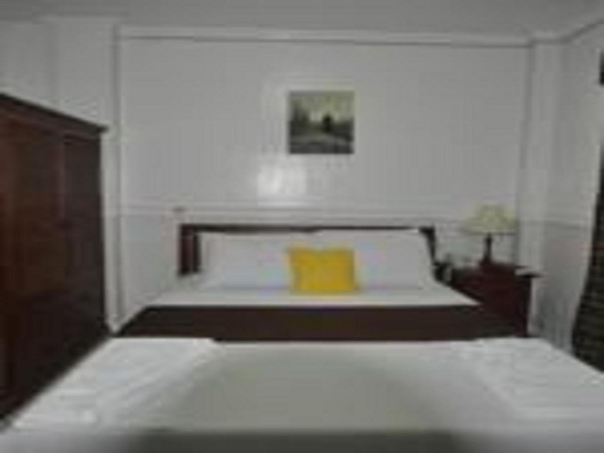 Standard Double Room - Photo 13