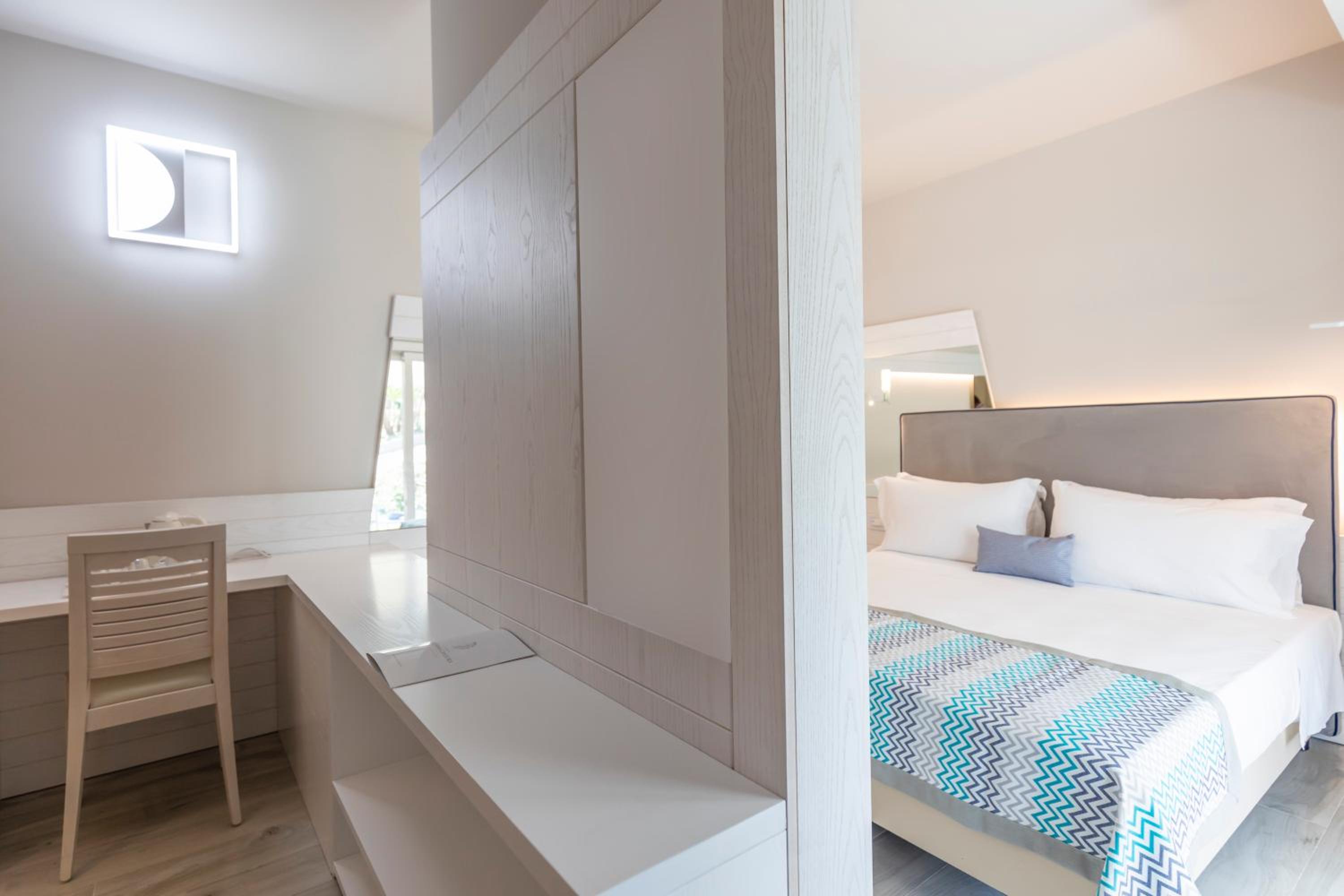 Double Room with Garden View photo 2