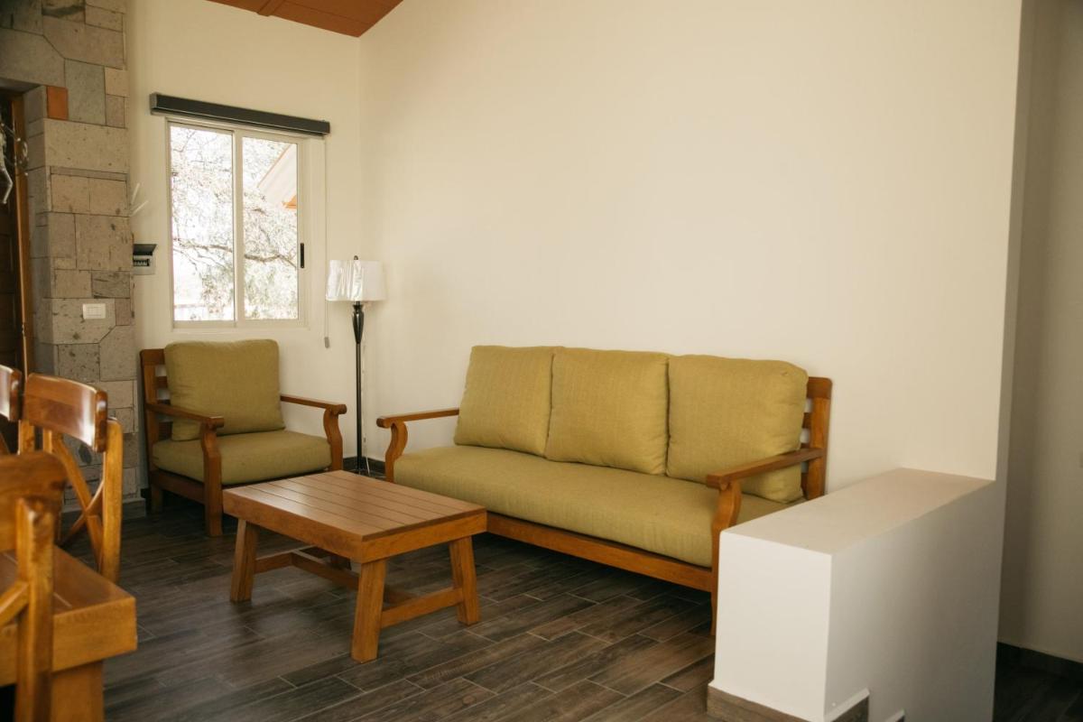 Deluxe Family Suite photo 1