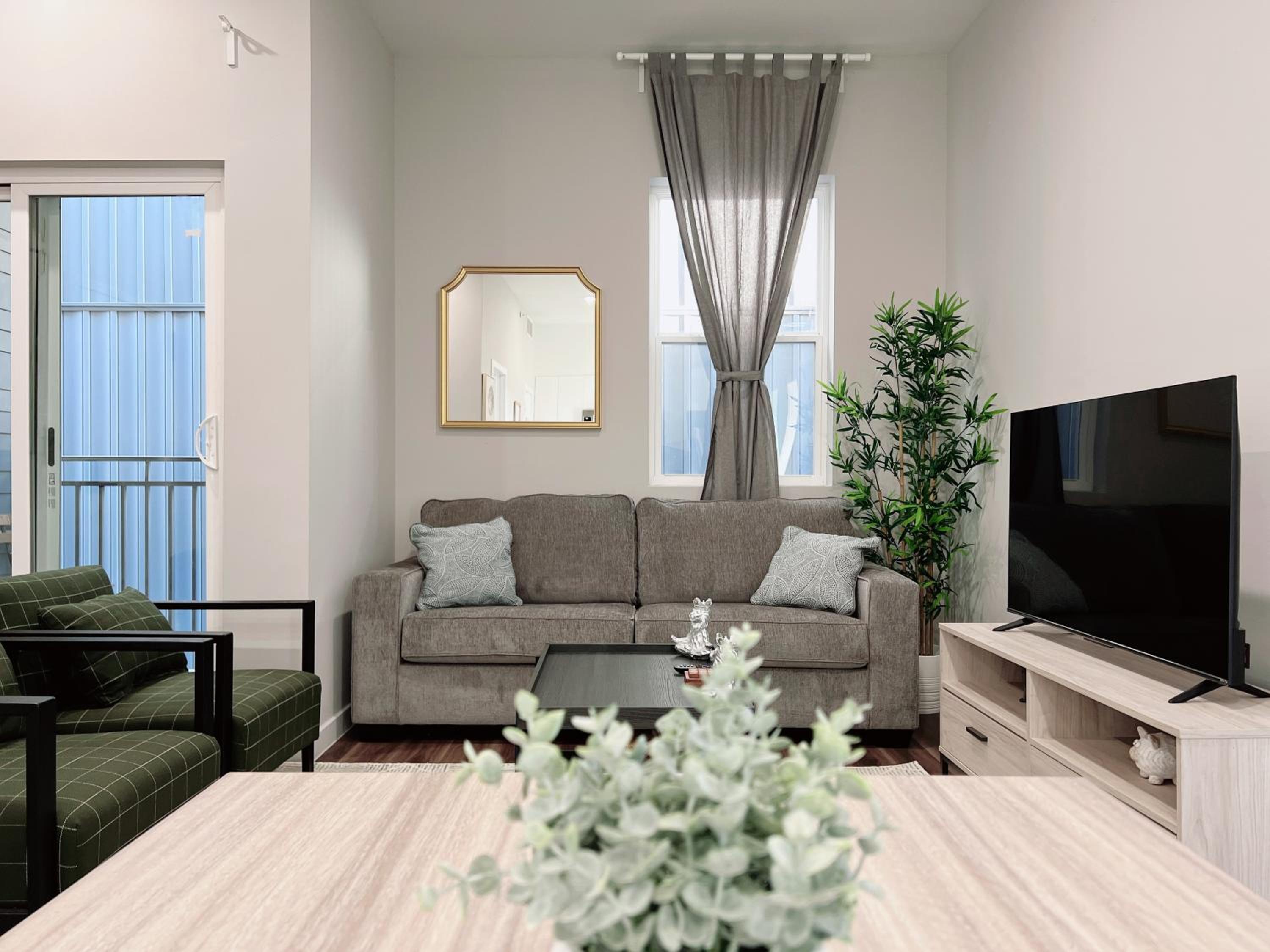Two-Bedroom Apartment - Photo 7