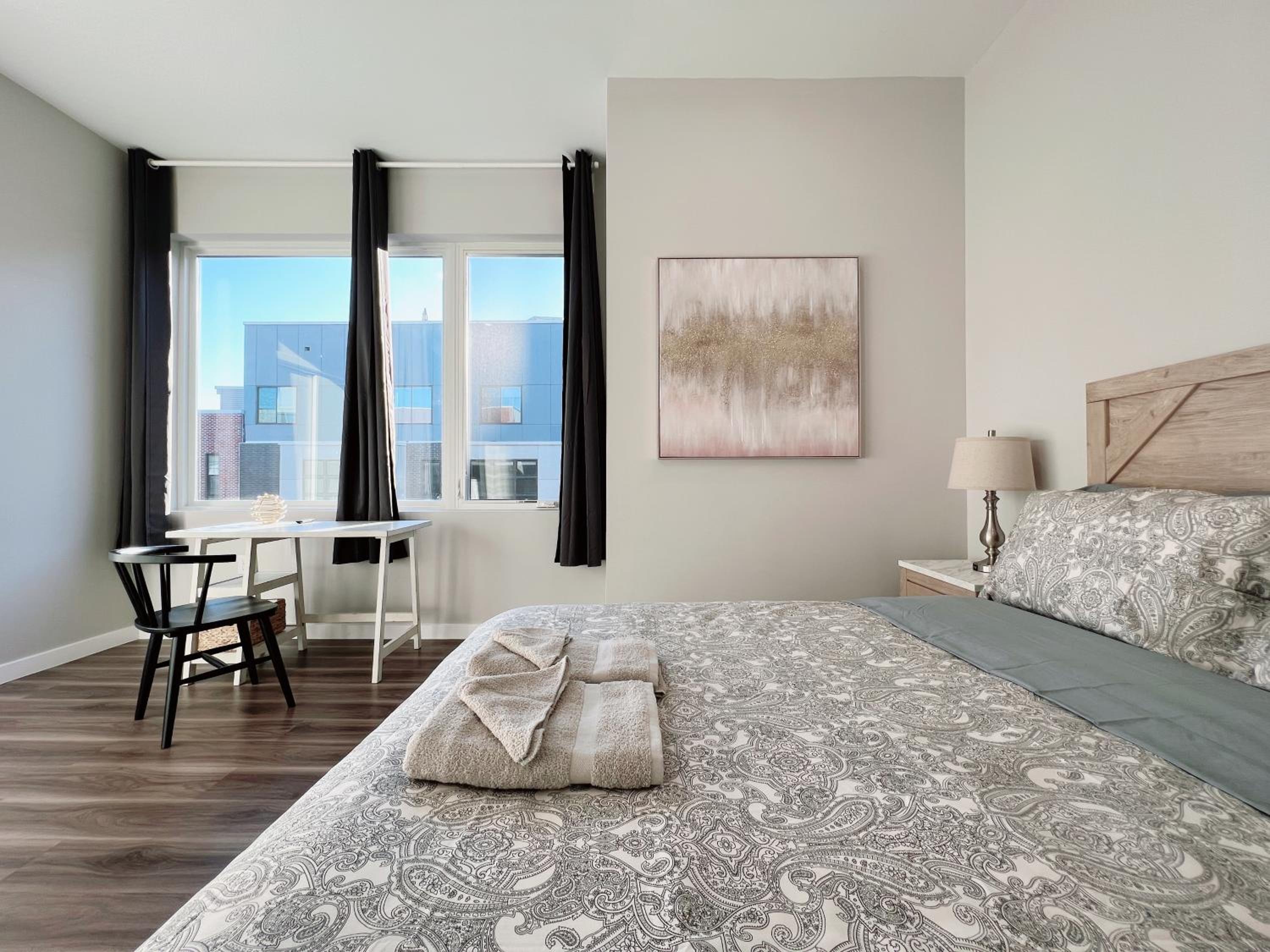 Two-Bedroom Apartment - Photo 3
