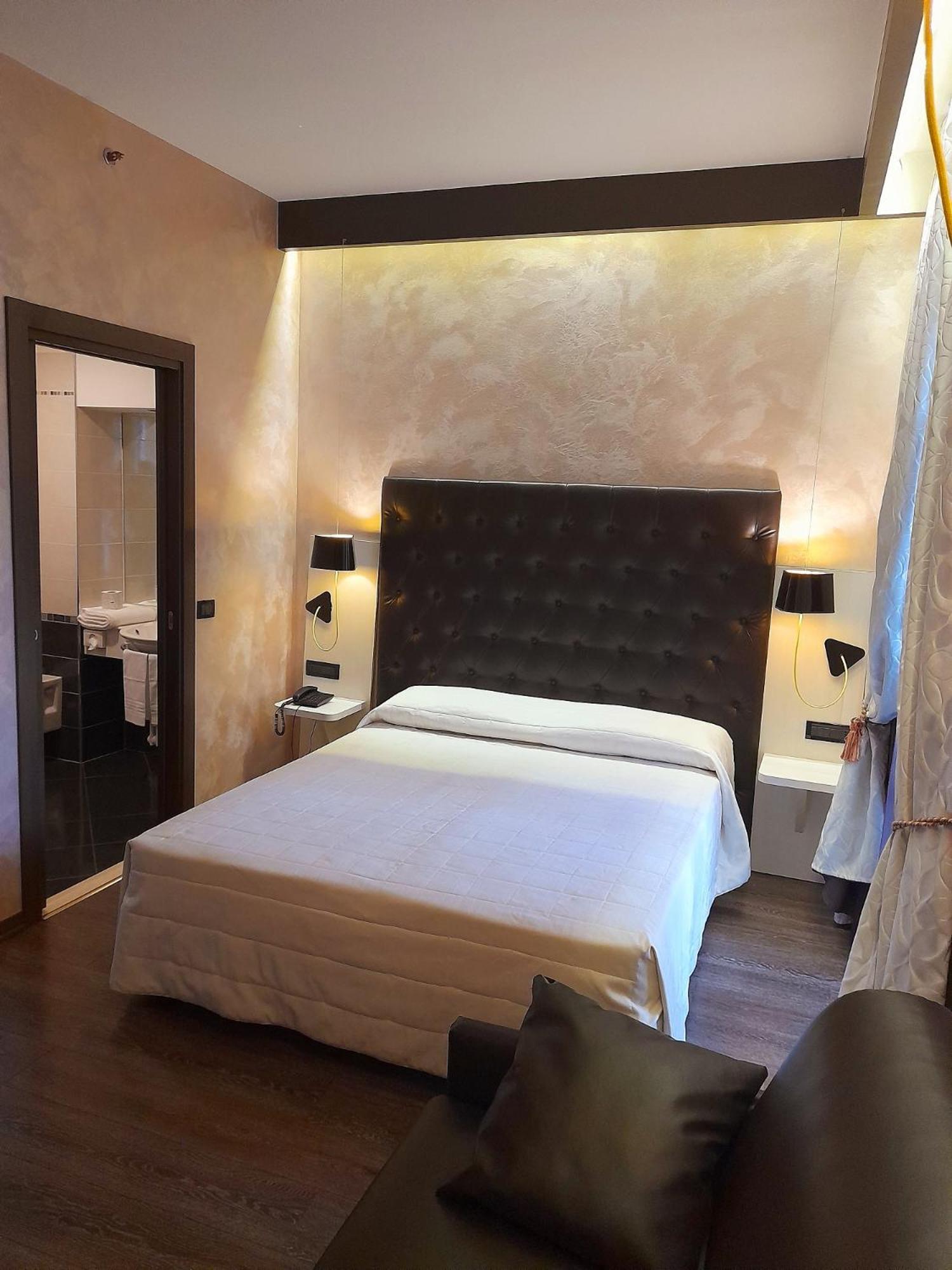 Junior Suite - Photo 6