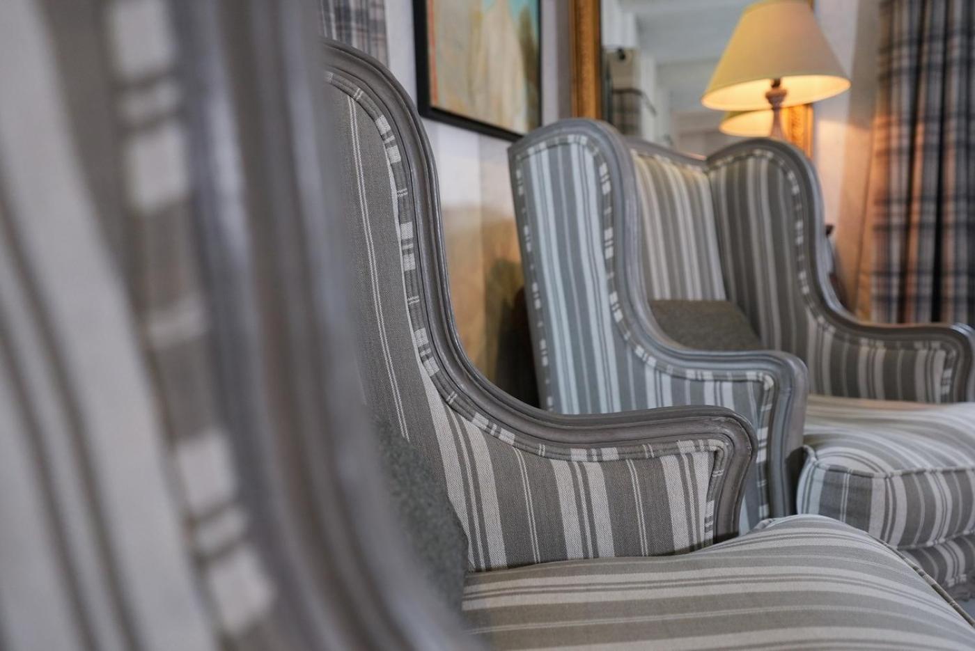 Superior King Suite photo 2