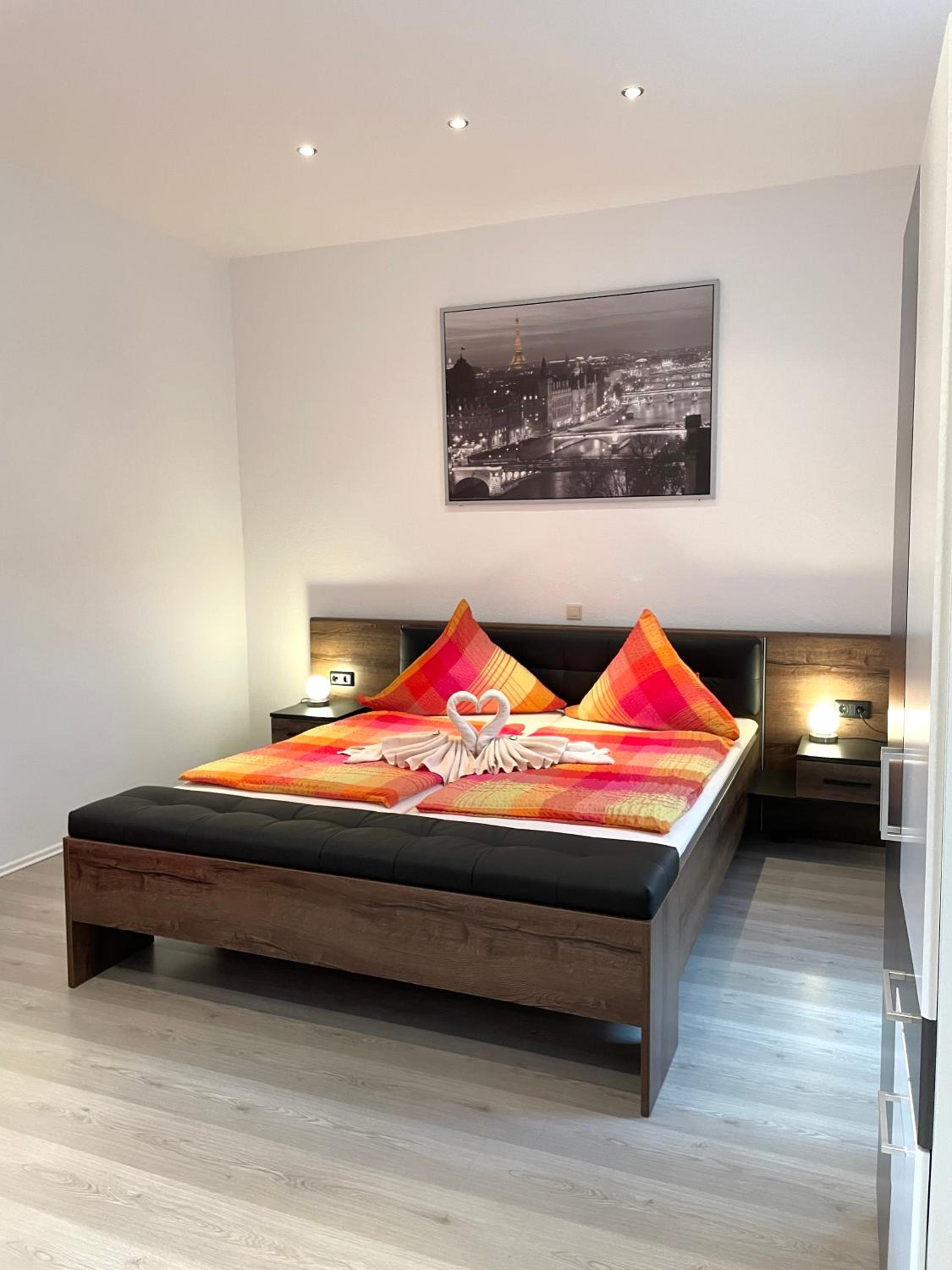 Double Room - Photo 7