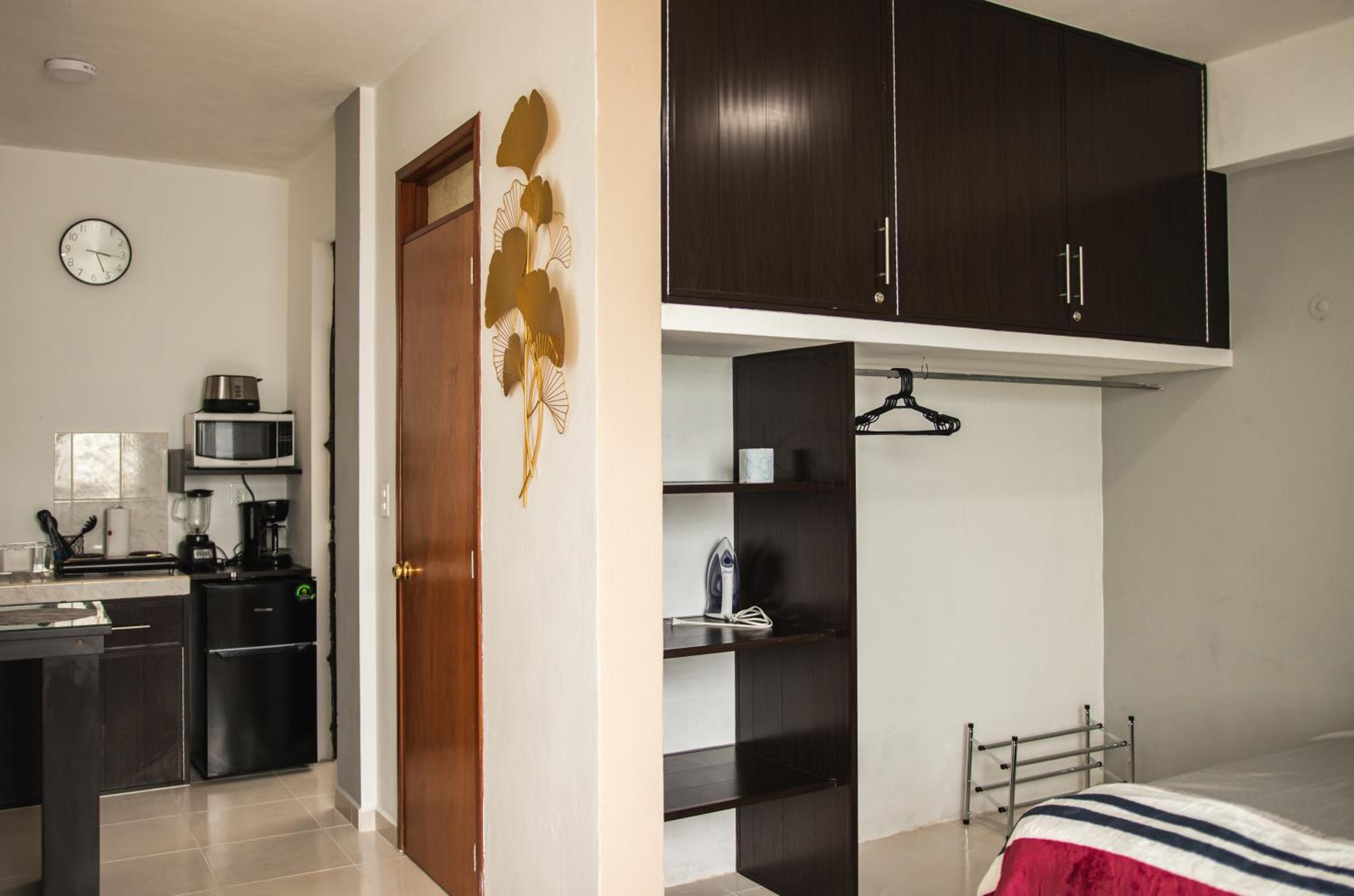 One-Bedroom Apartment - Photo 26