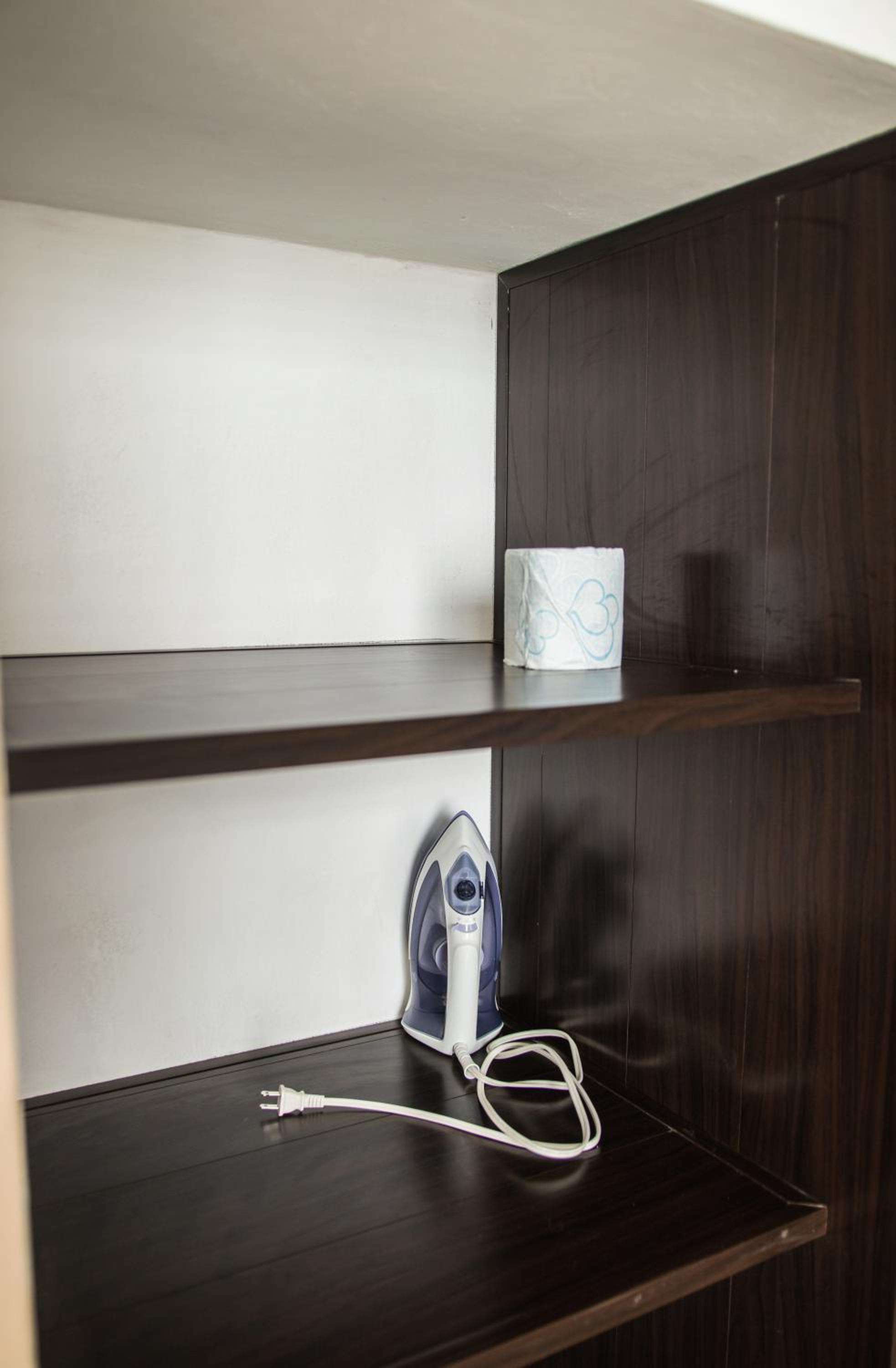 One-Bedroom Apartment - Photo 14