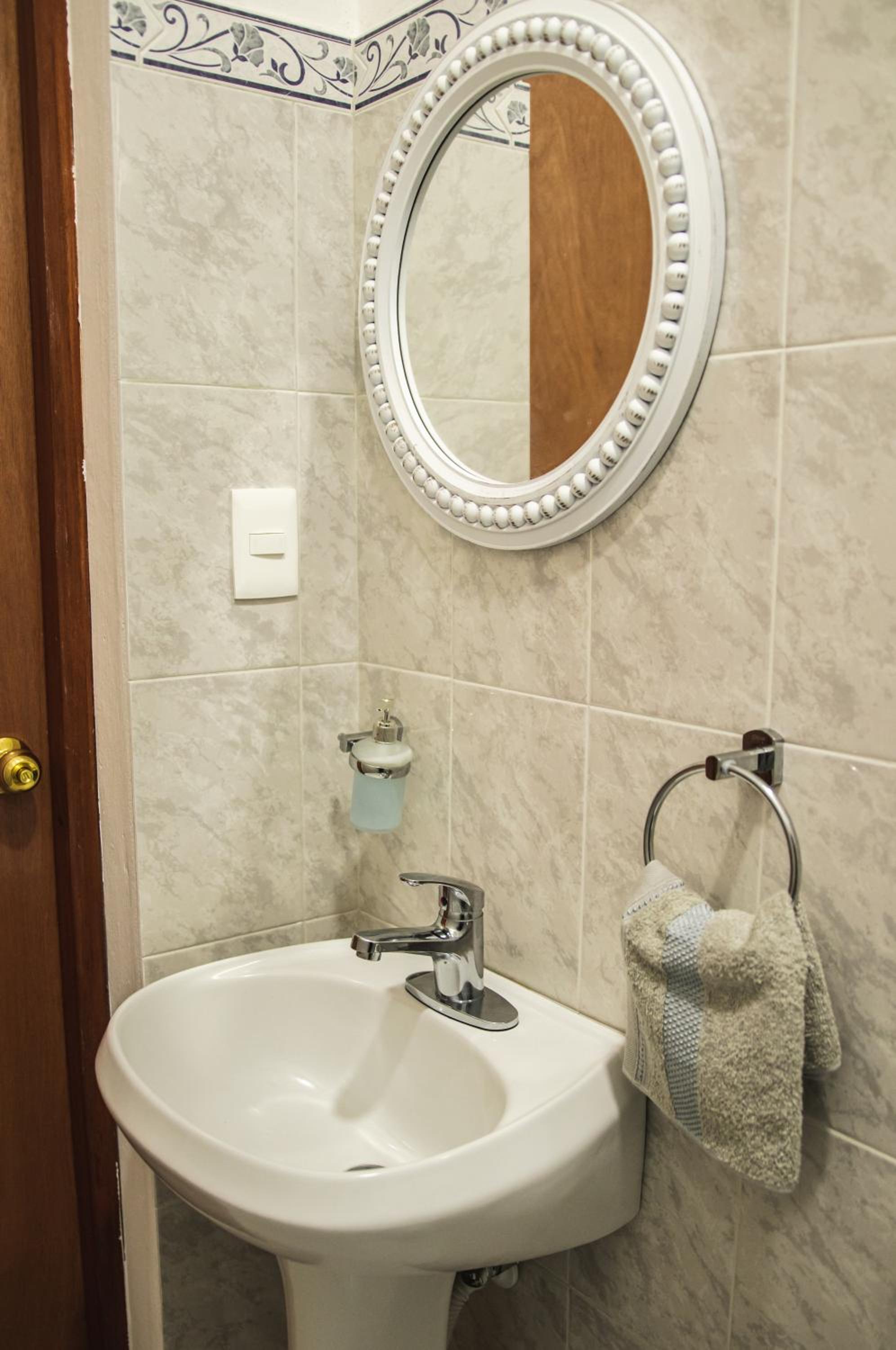 One-Bedroom Apartment - Photo 11