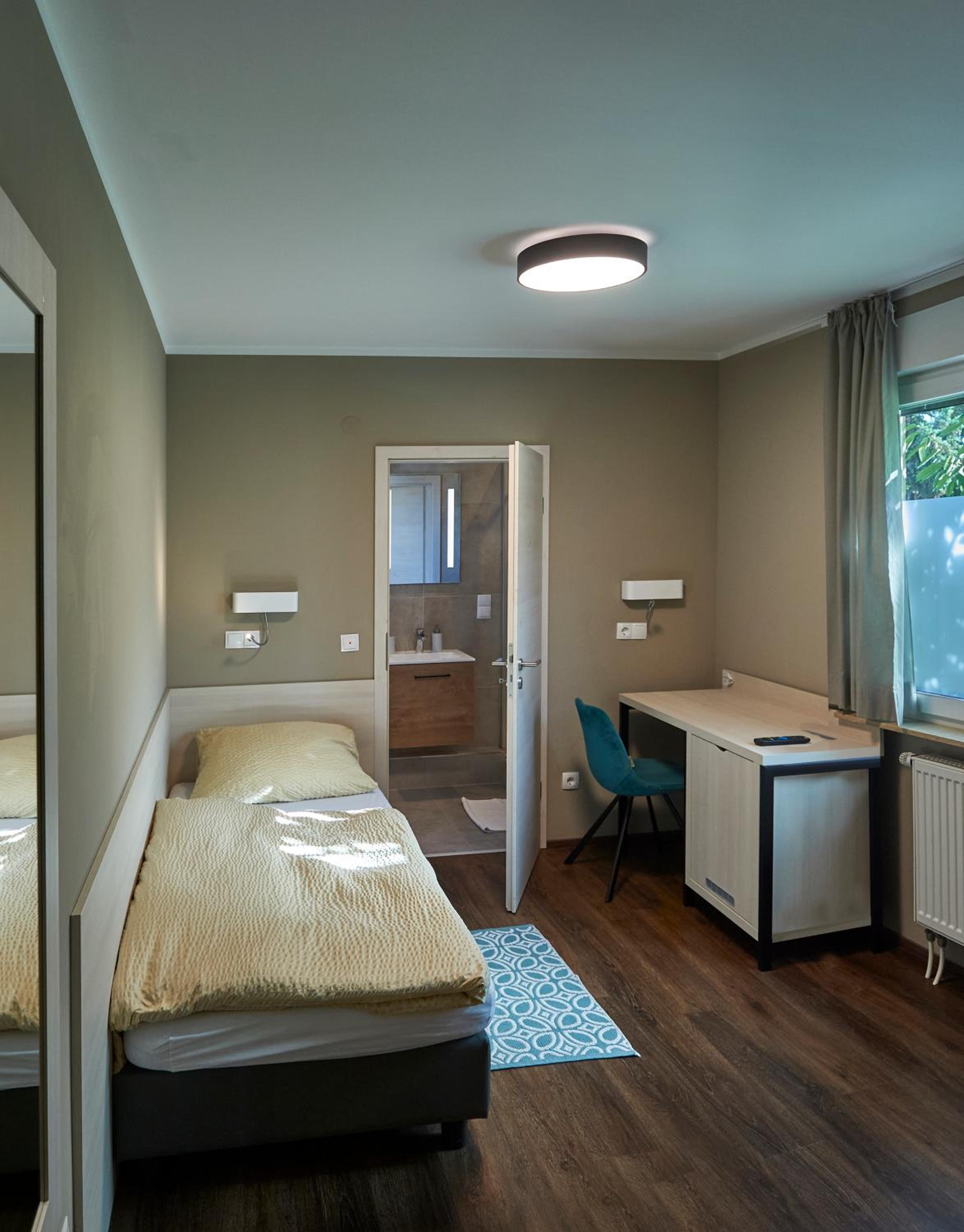 Single Room photo 1