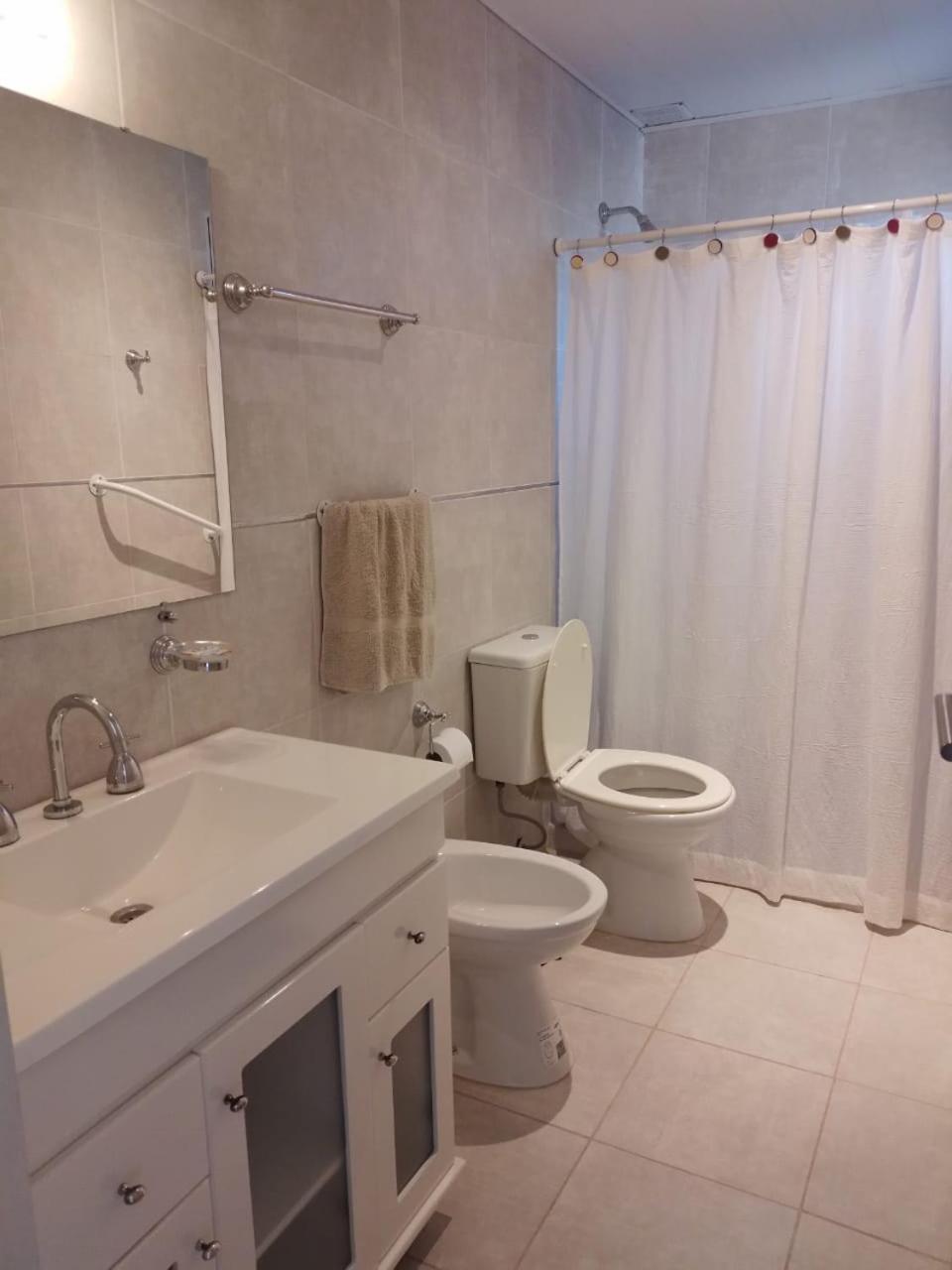 One-Bedroom House photo 2