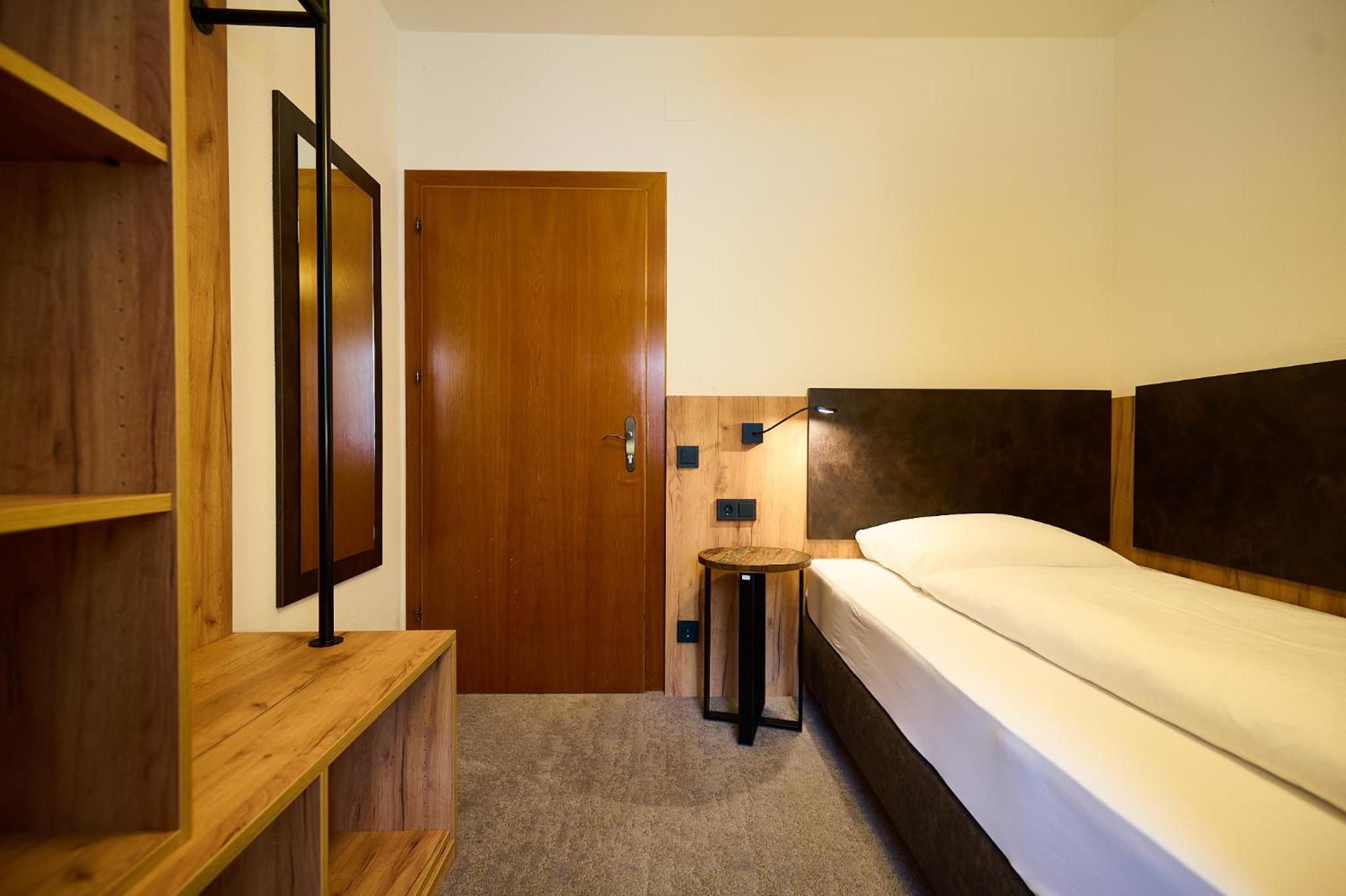 Single Room photo 2