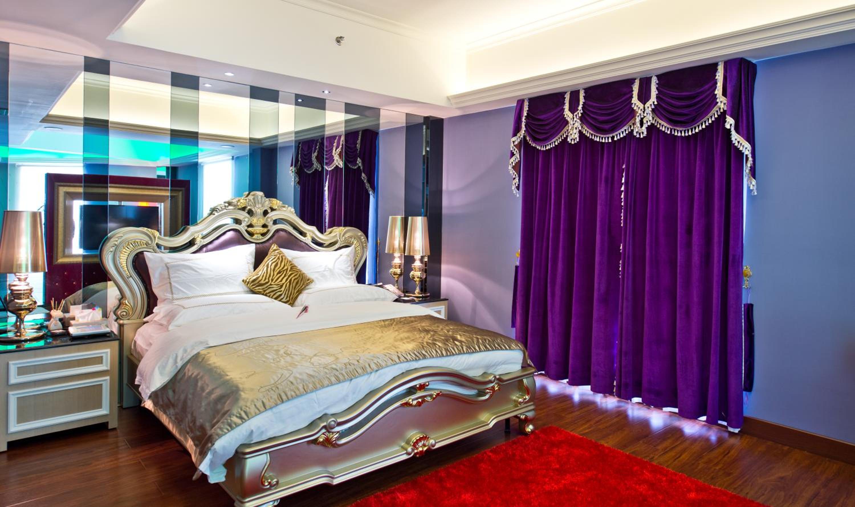 Deluxe Family Room photo 1
