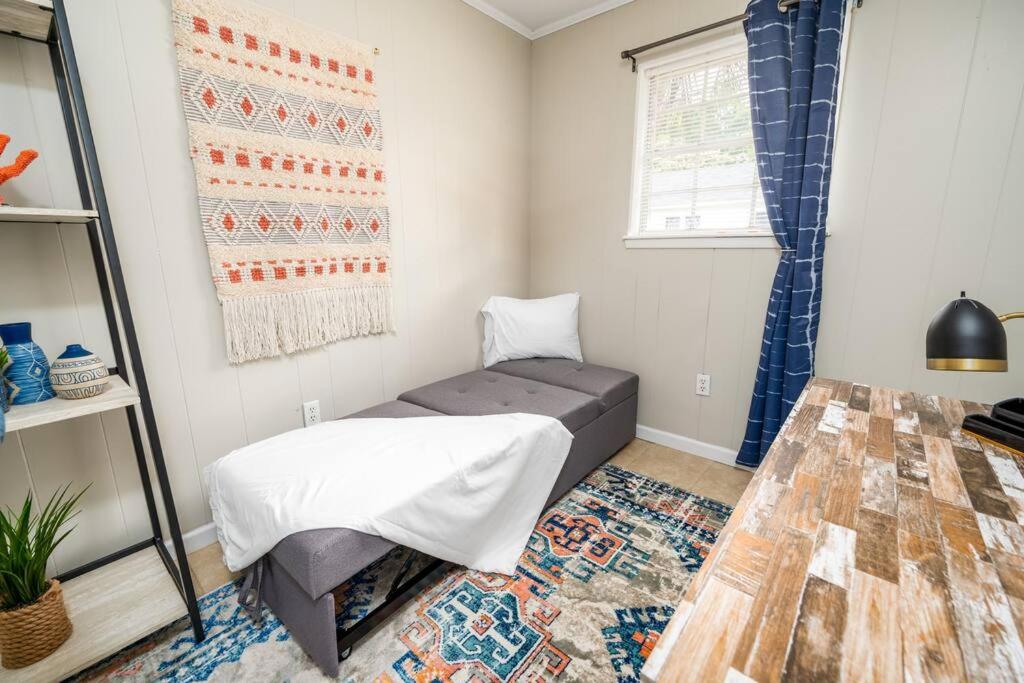 Two-Bedroom Apartment photo 3