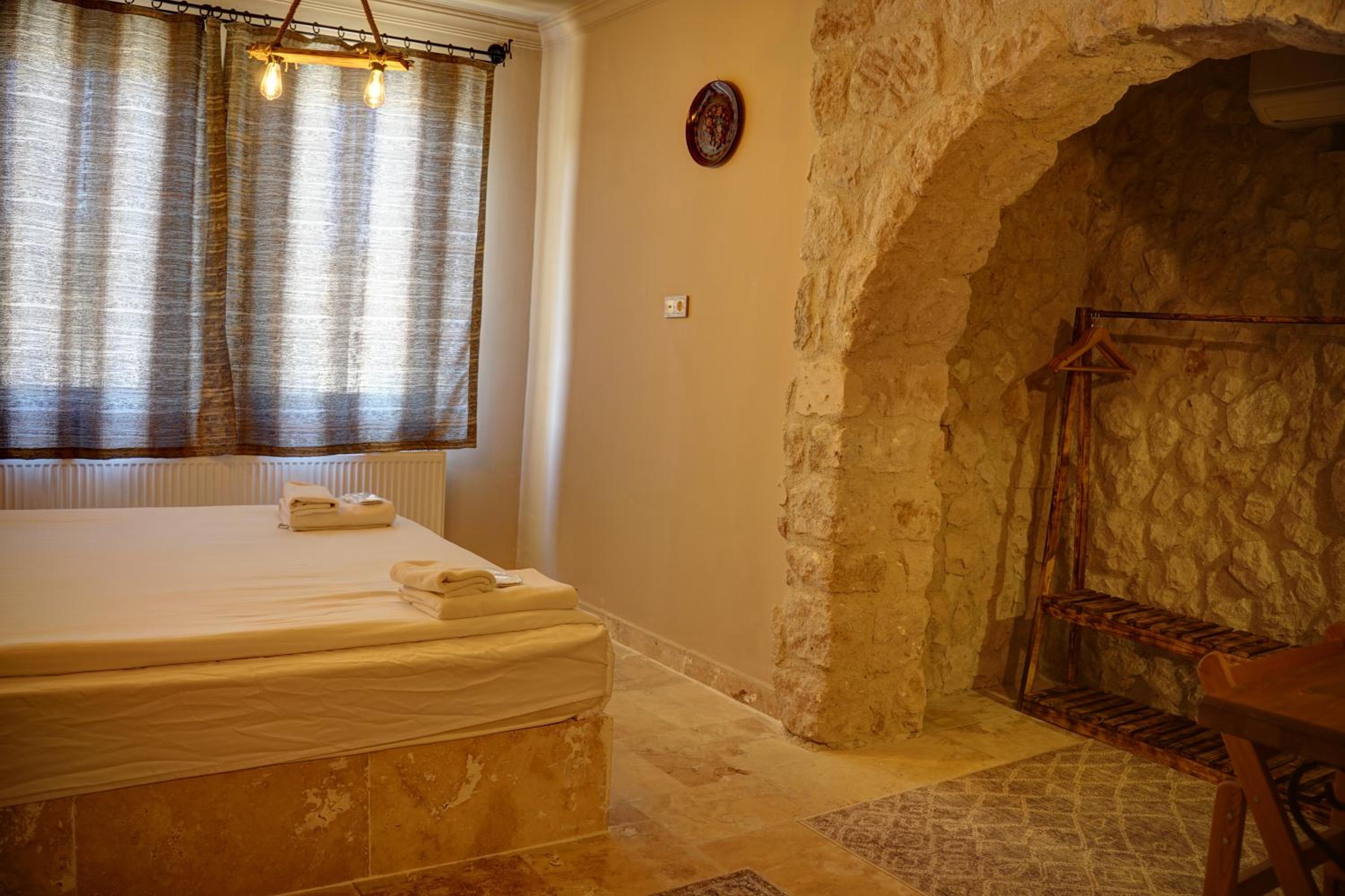 Double Room with Mountain View - Photo 19