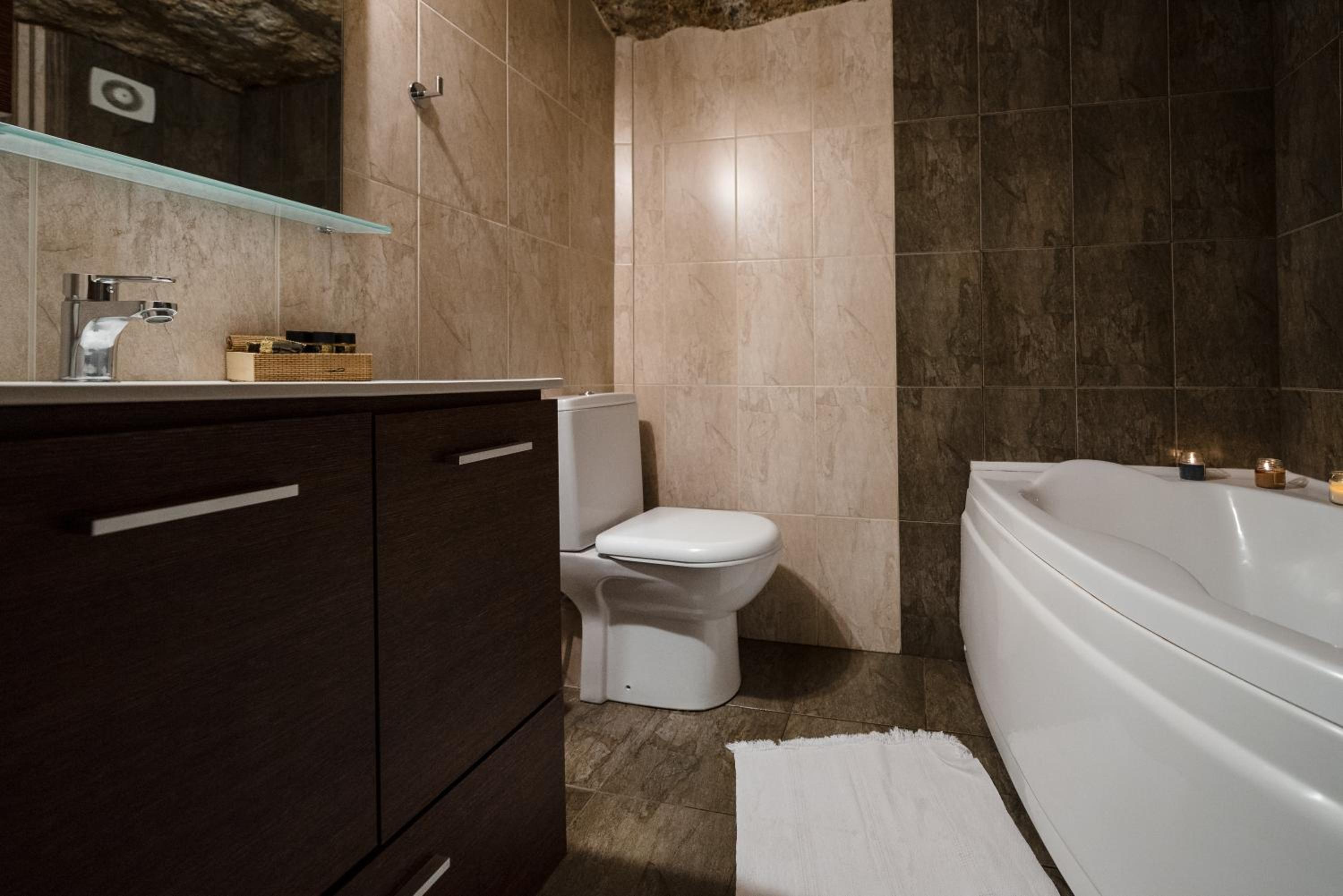 Superior Apartment - Photo 8