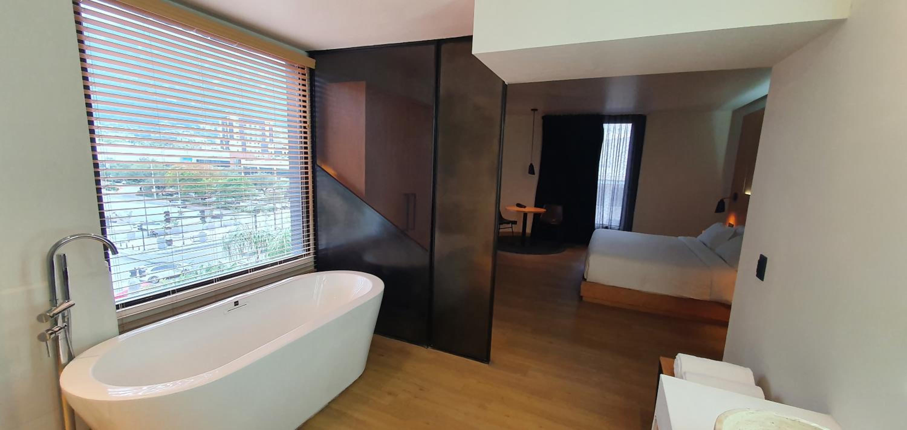 Executive Suite photo 3