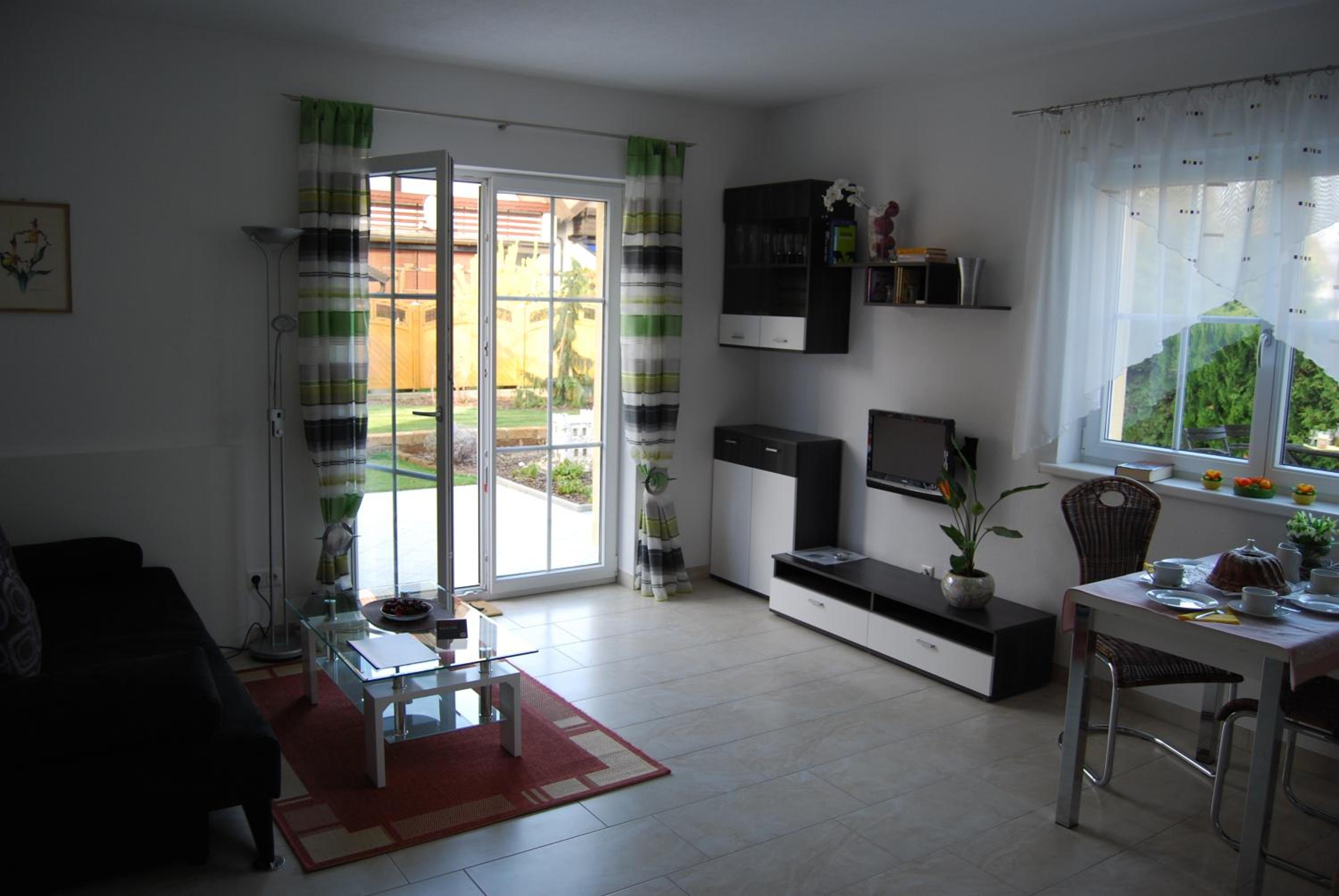 One-Bedroom Apartment with Terrace