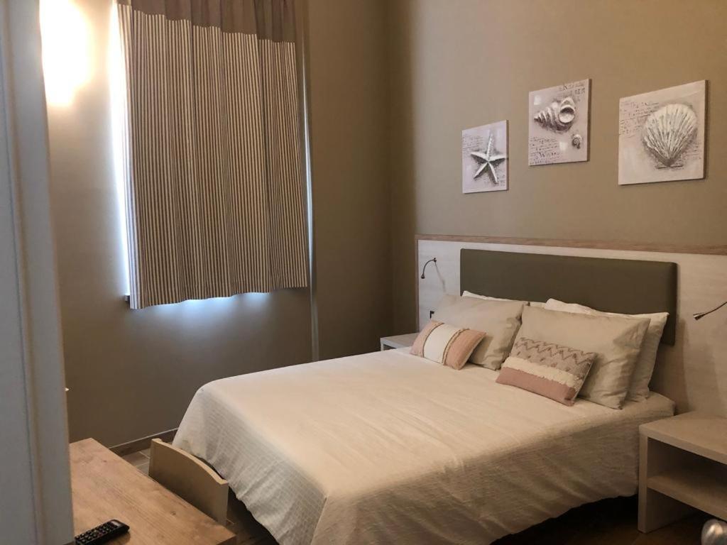 Deluxe Room - Photo 1