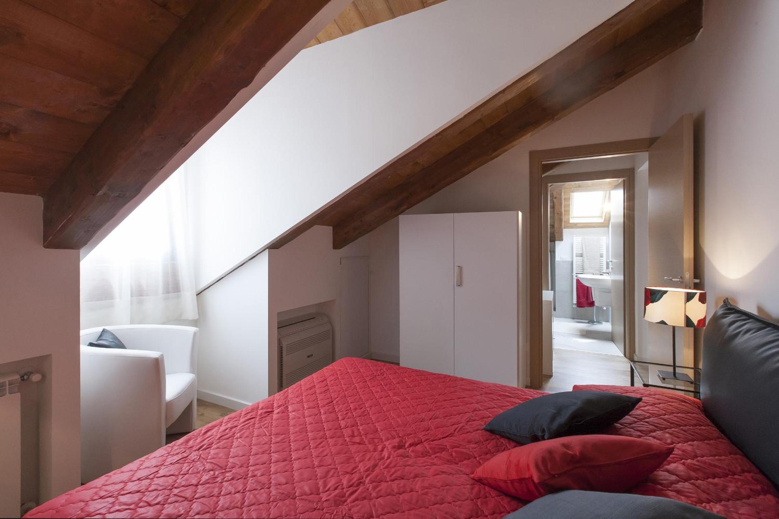 Penthouse Apartment photo 2