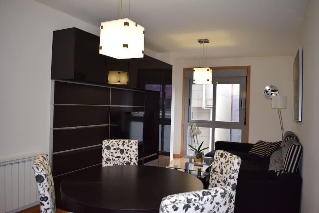 Three-Bedroom Apartment photo 2