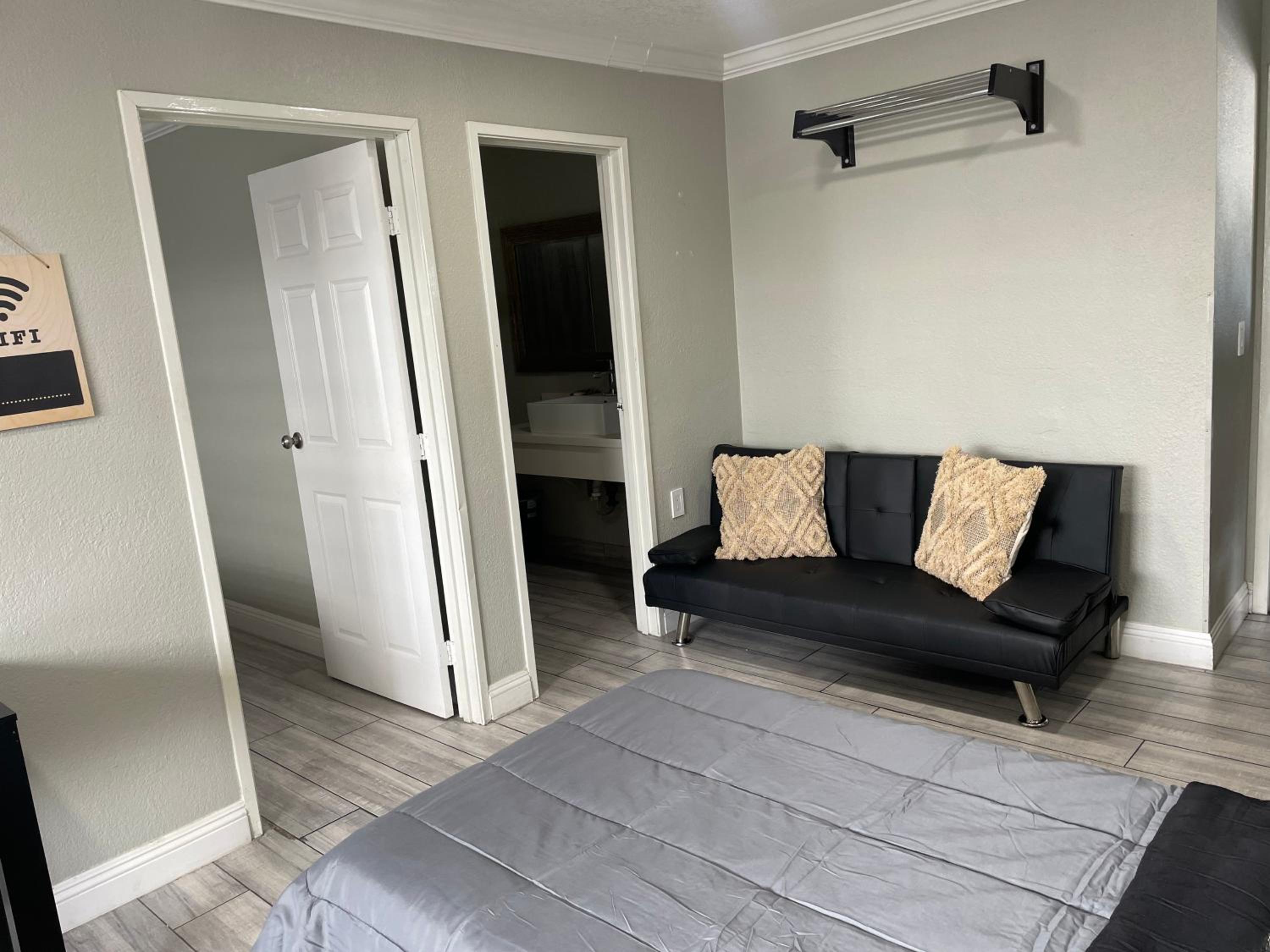 Family Suite - Photo 3