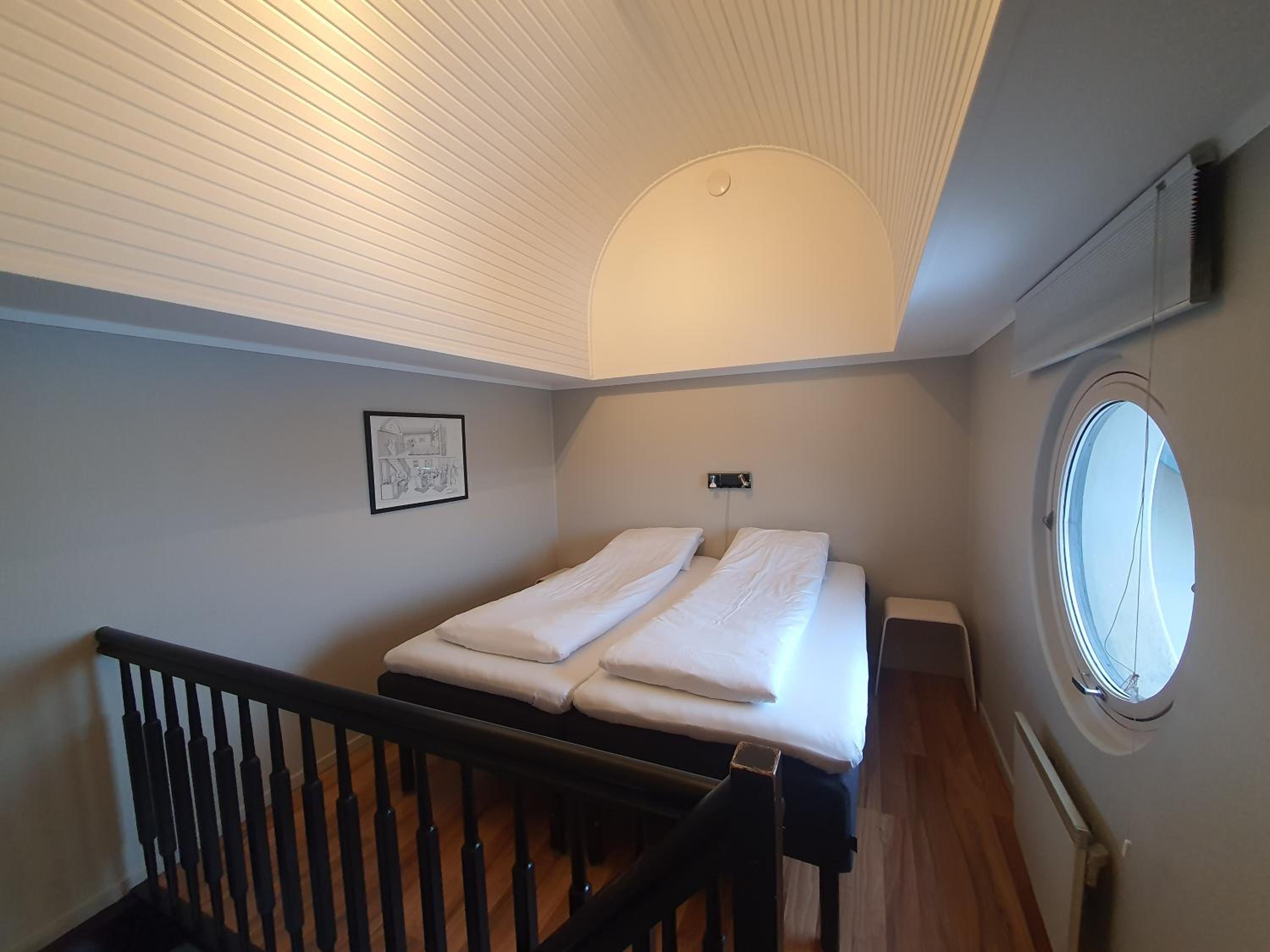 Queen Room - Photo 5