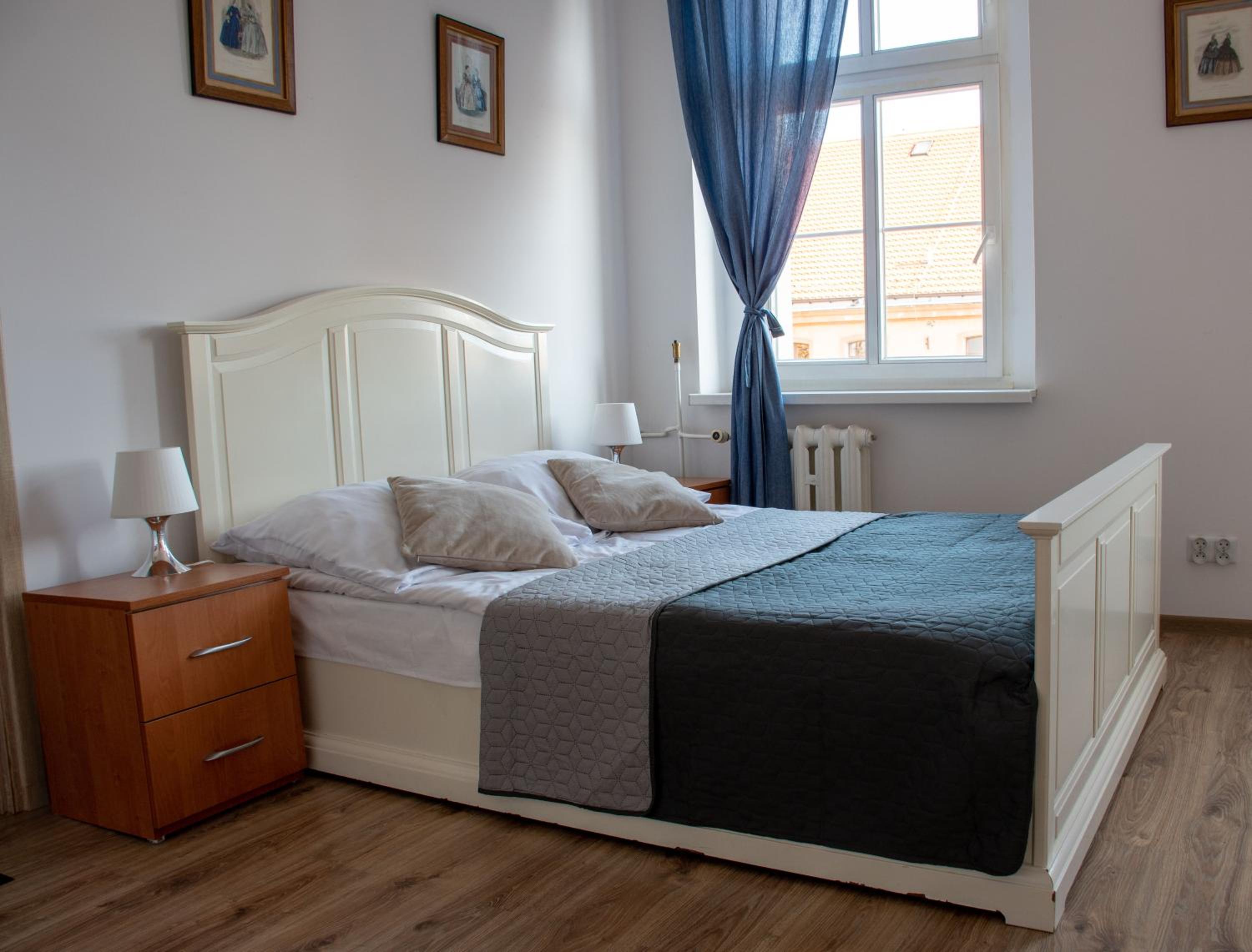 Two-Bedroom Apartment - Photo 6