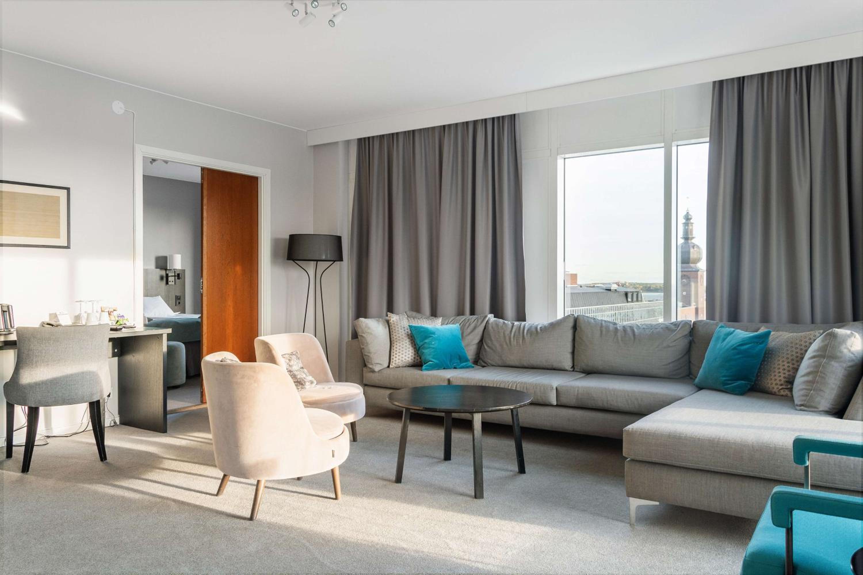 King Suite - Photo 4