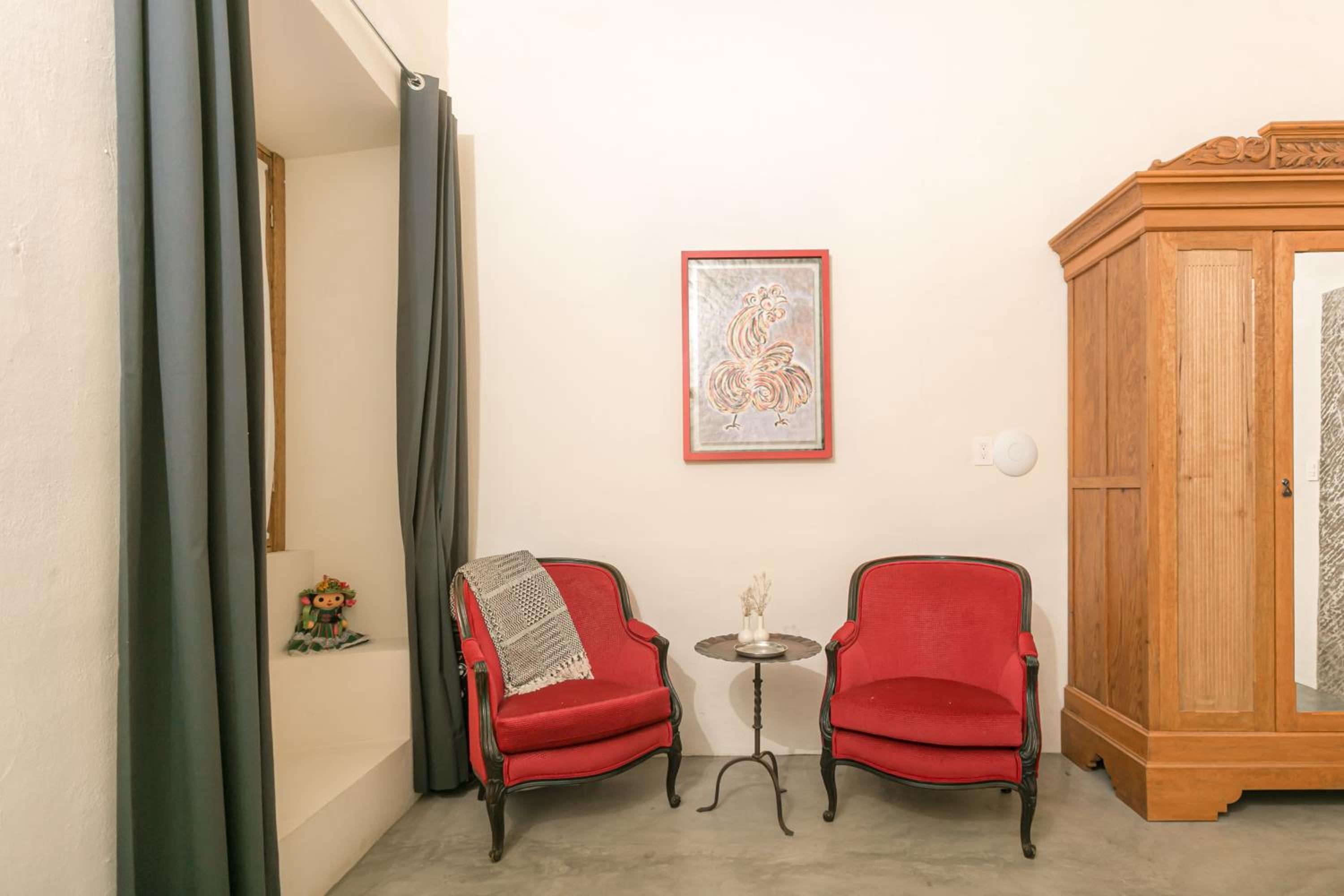 Superior Suite - Photo 15
