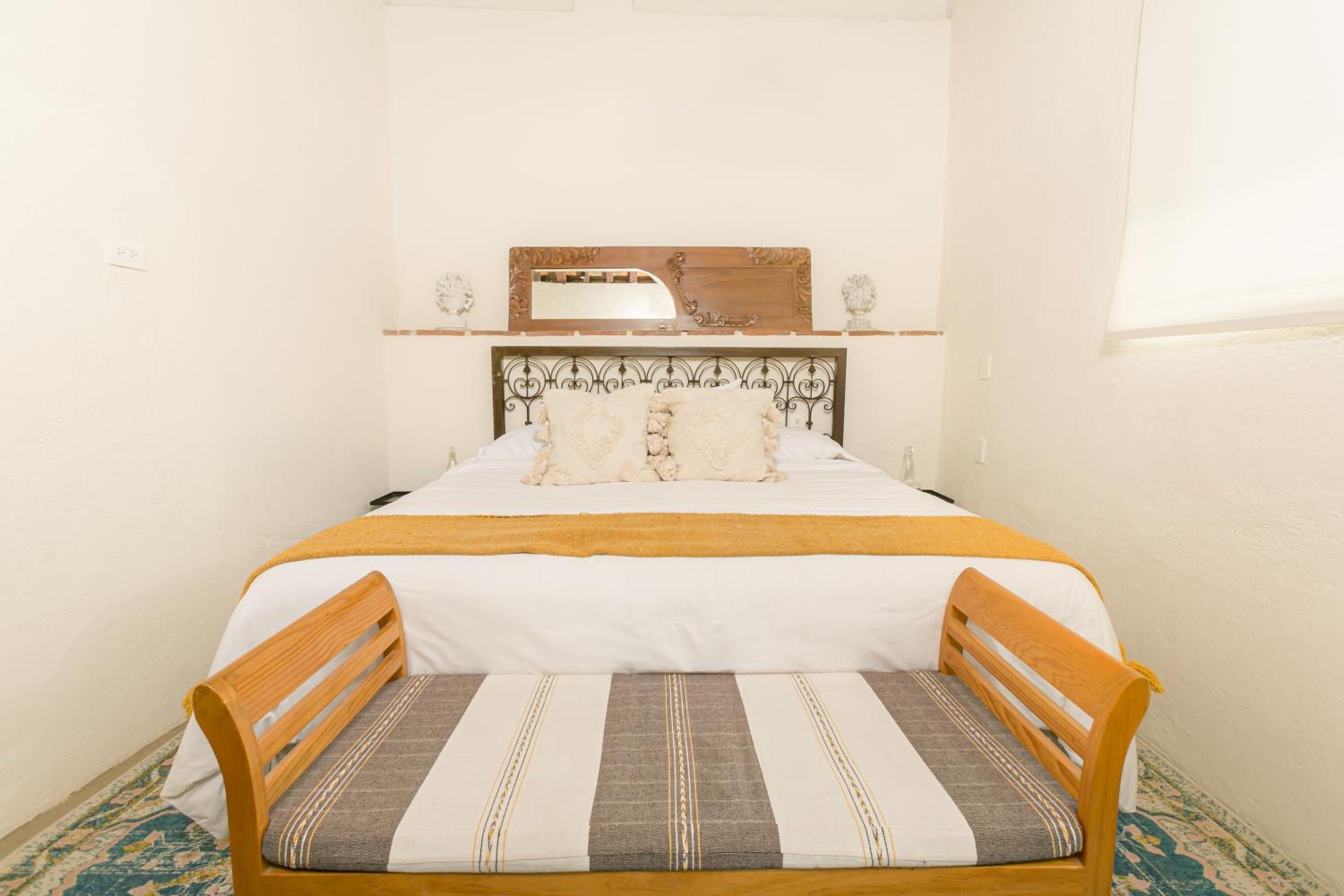 Deluxe Suite - Photo 1