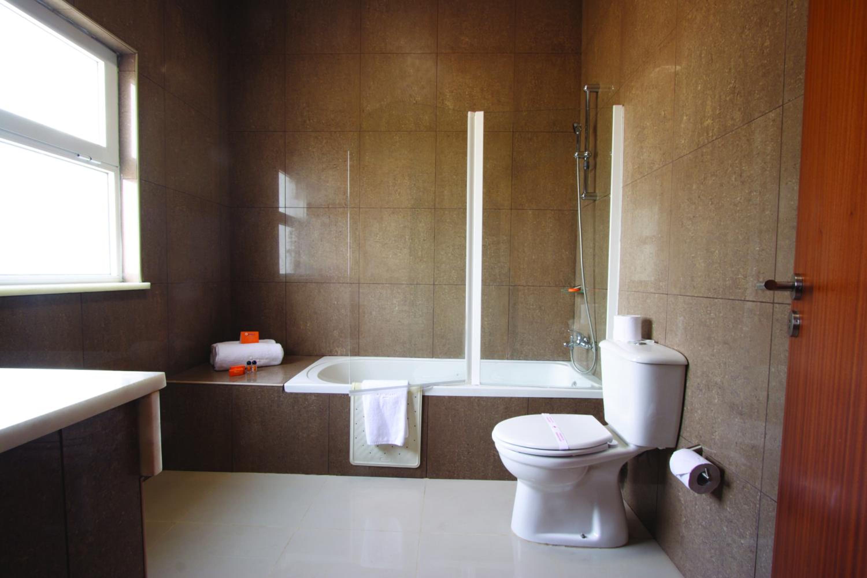 One-Bedroom Apartment - Photo 13