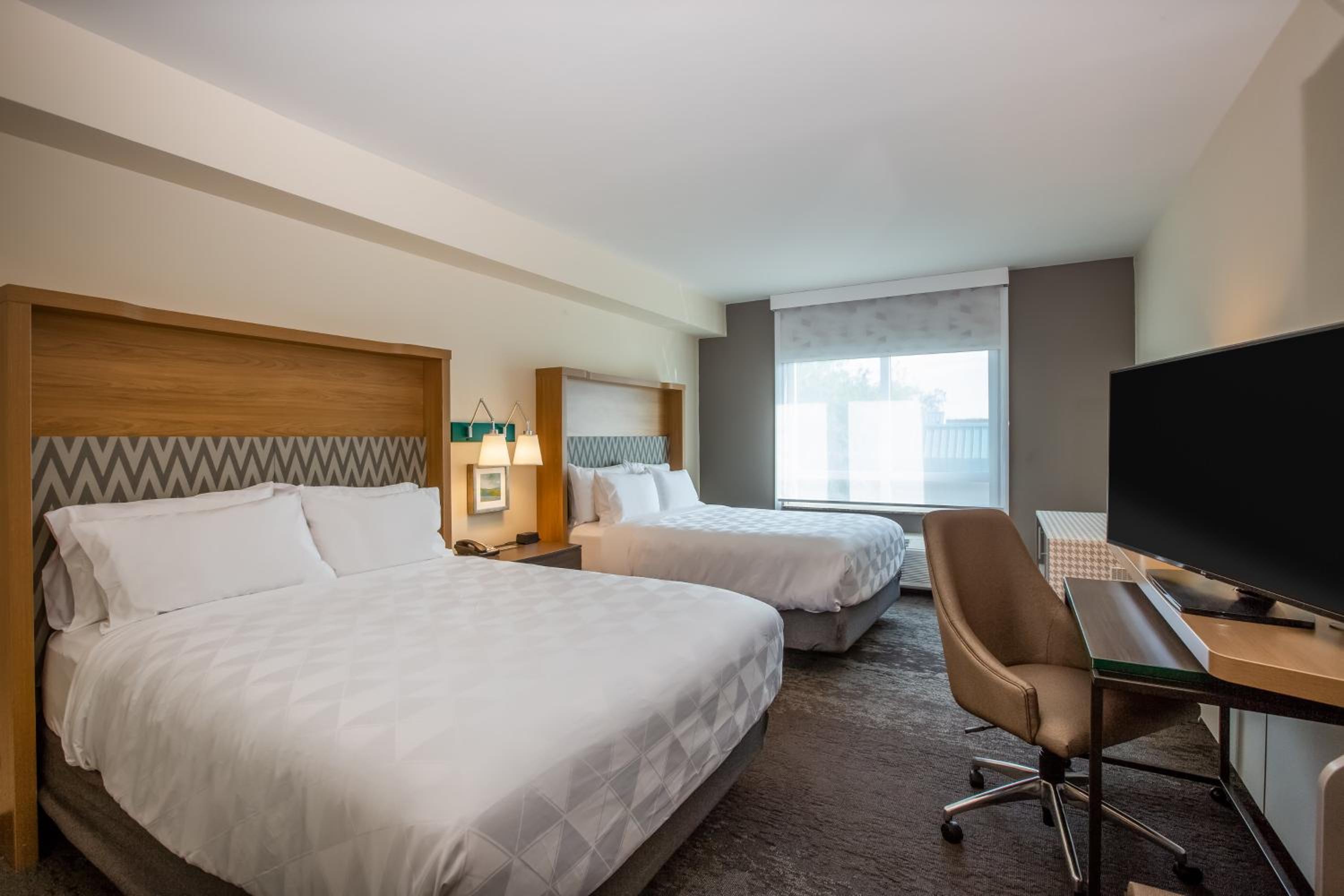 Queen Room with Two Queen Beds - Disability Access with Roll In Shower