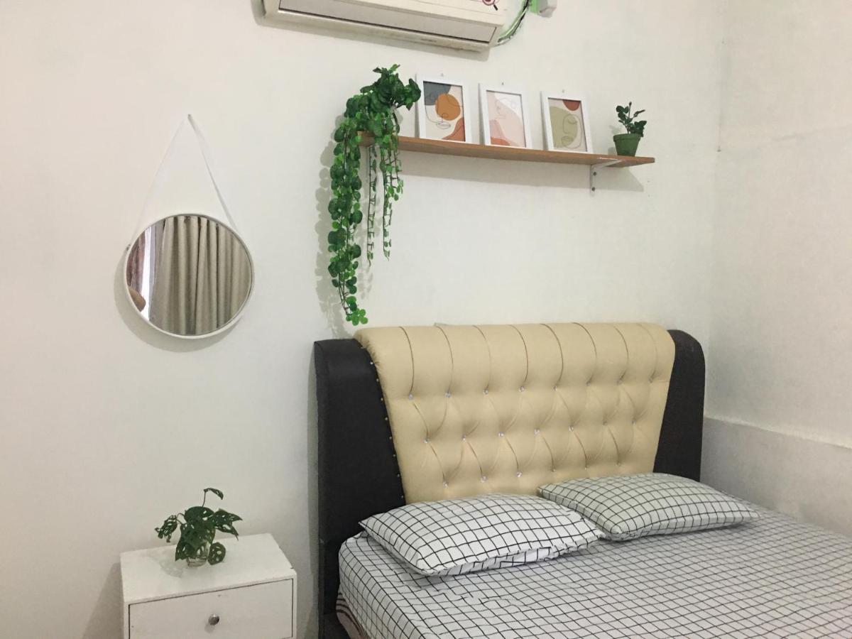 Standard Double Room with Shared Bathroom photo 1