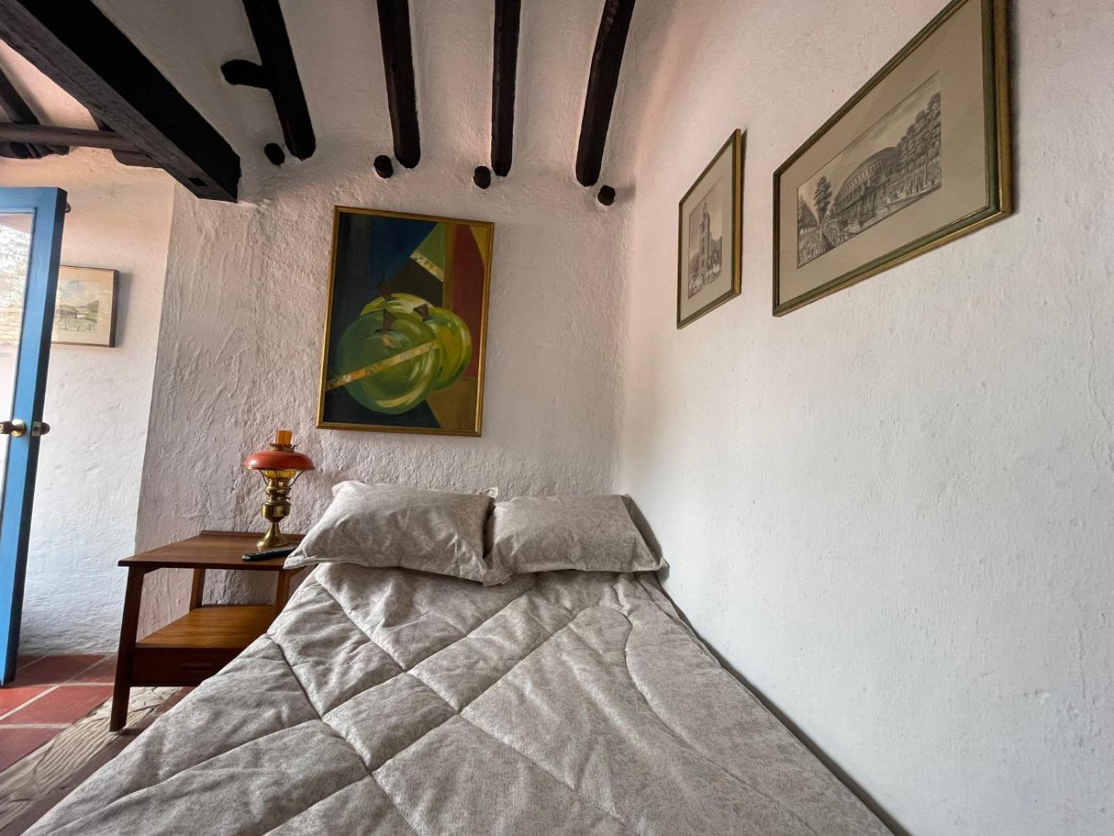 Double or Twin Room photo 3