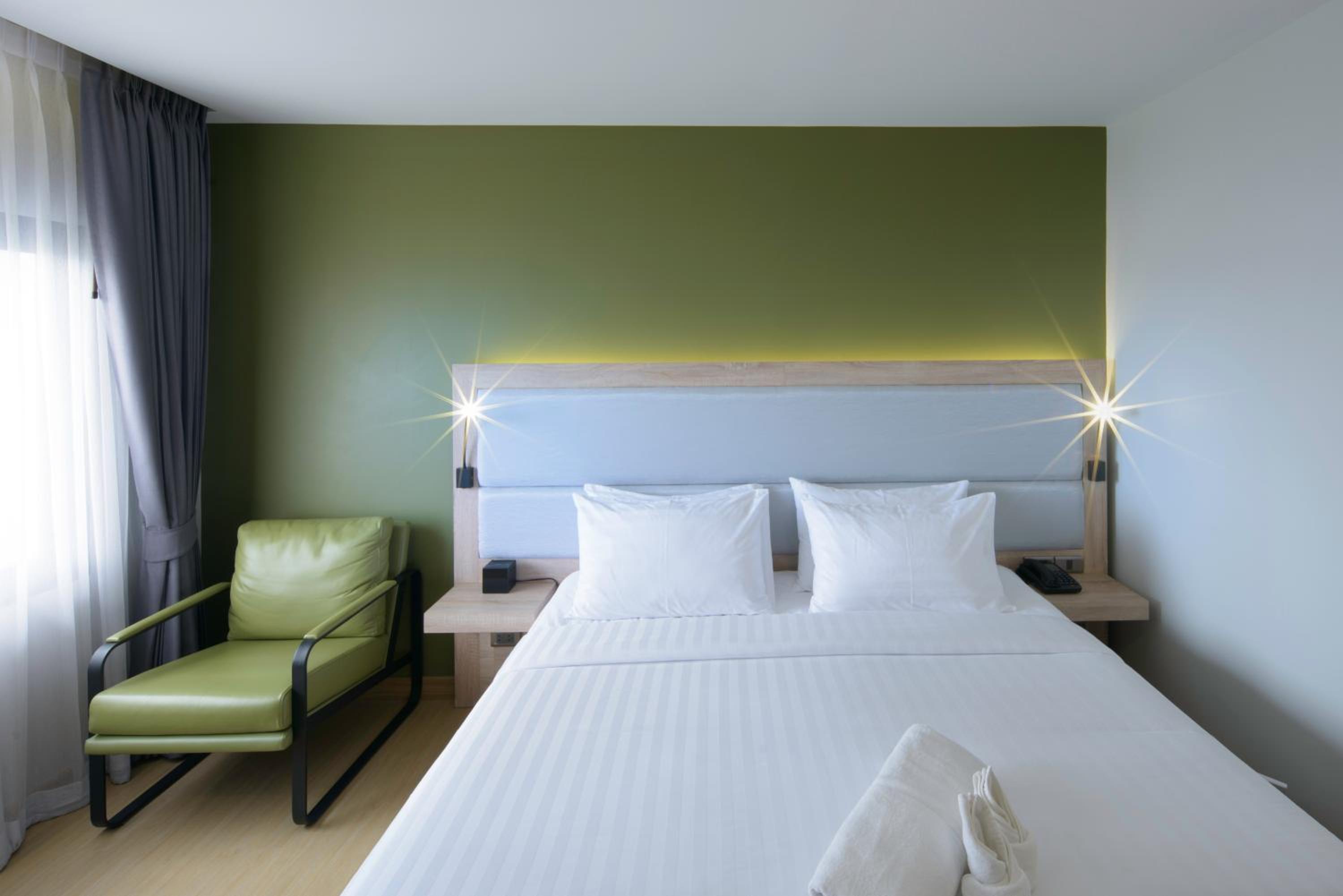Superior King Room - Photo 2