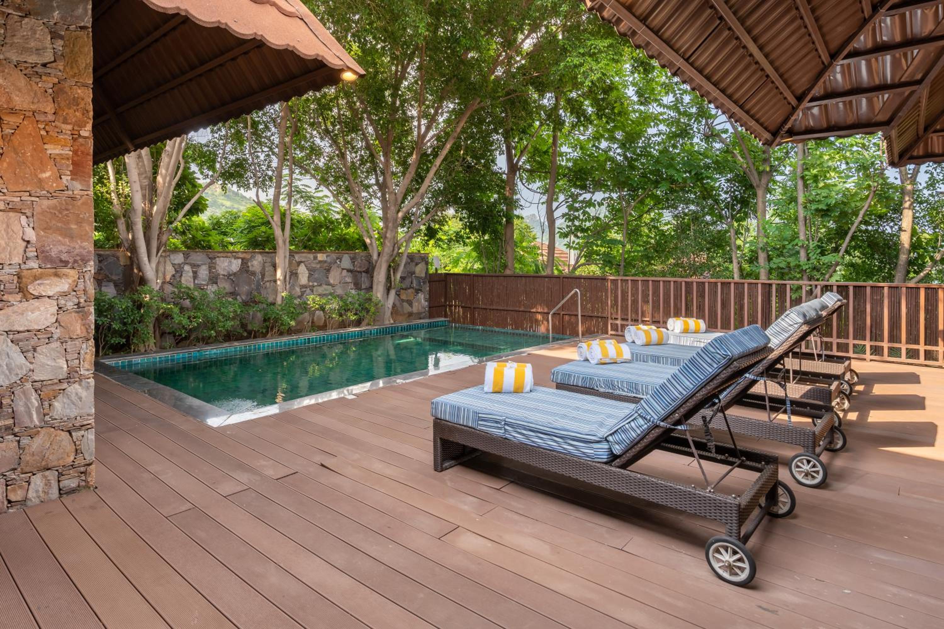Suite with Private Pool - 20% off on F&B, 20% off on Spa and Laundry, Happy Hours from 11 AM to 7 PM Suite with Private Pool - 20% off on F&B, 20% off on Spa and Laundry, Happy Hours from 11 AM to 7 PM