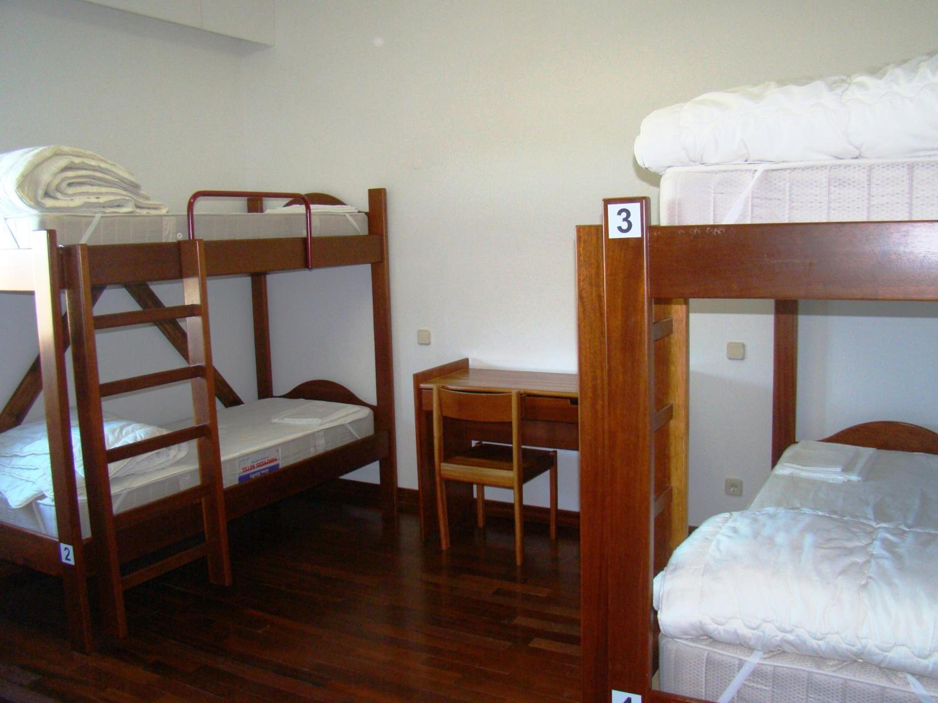 Economy Quadruple Room with Shared Bathroom photo 2