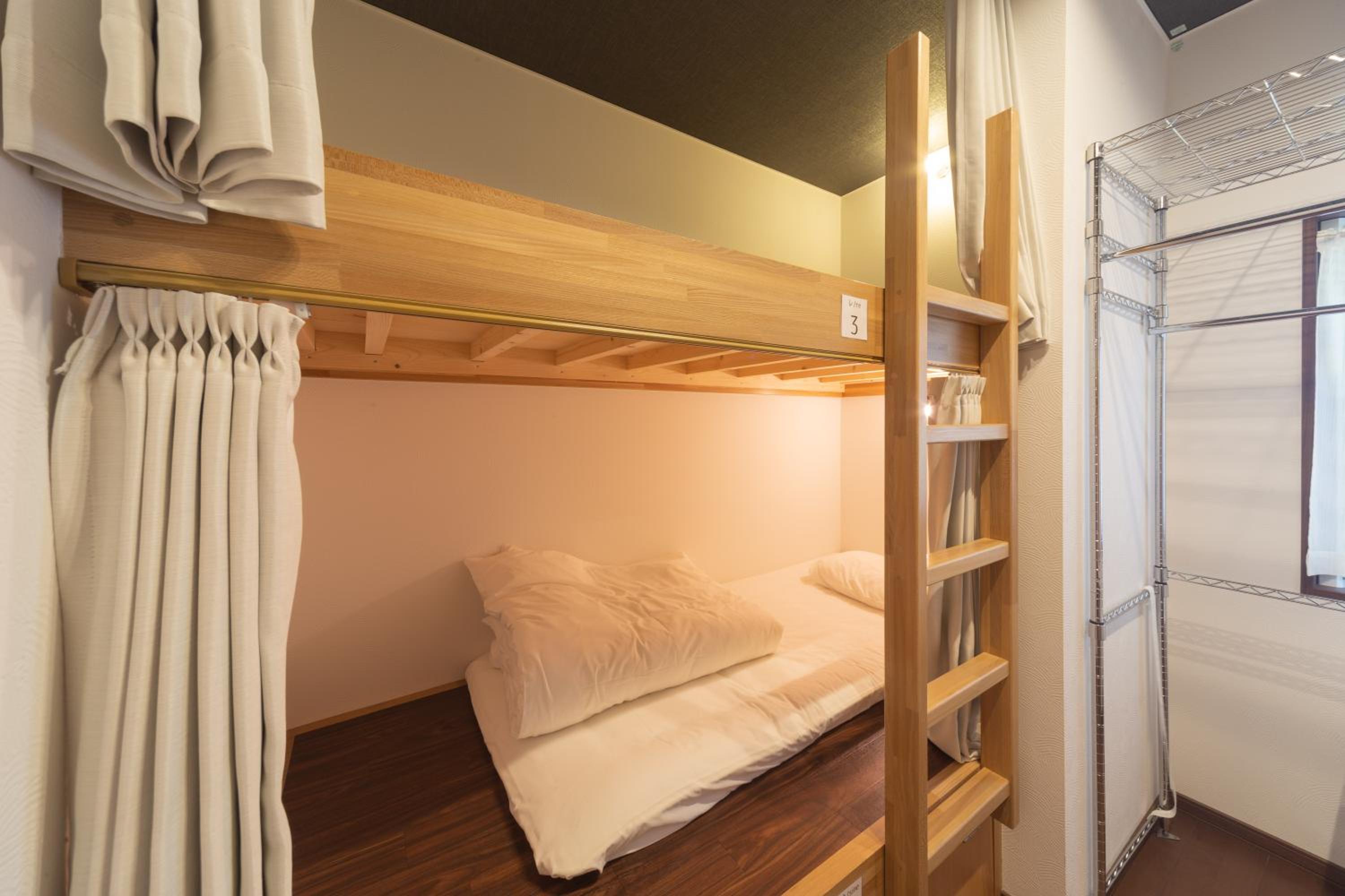 Bed in 4-Bed Female Dormitory Room photo 2