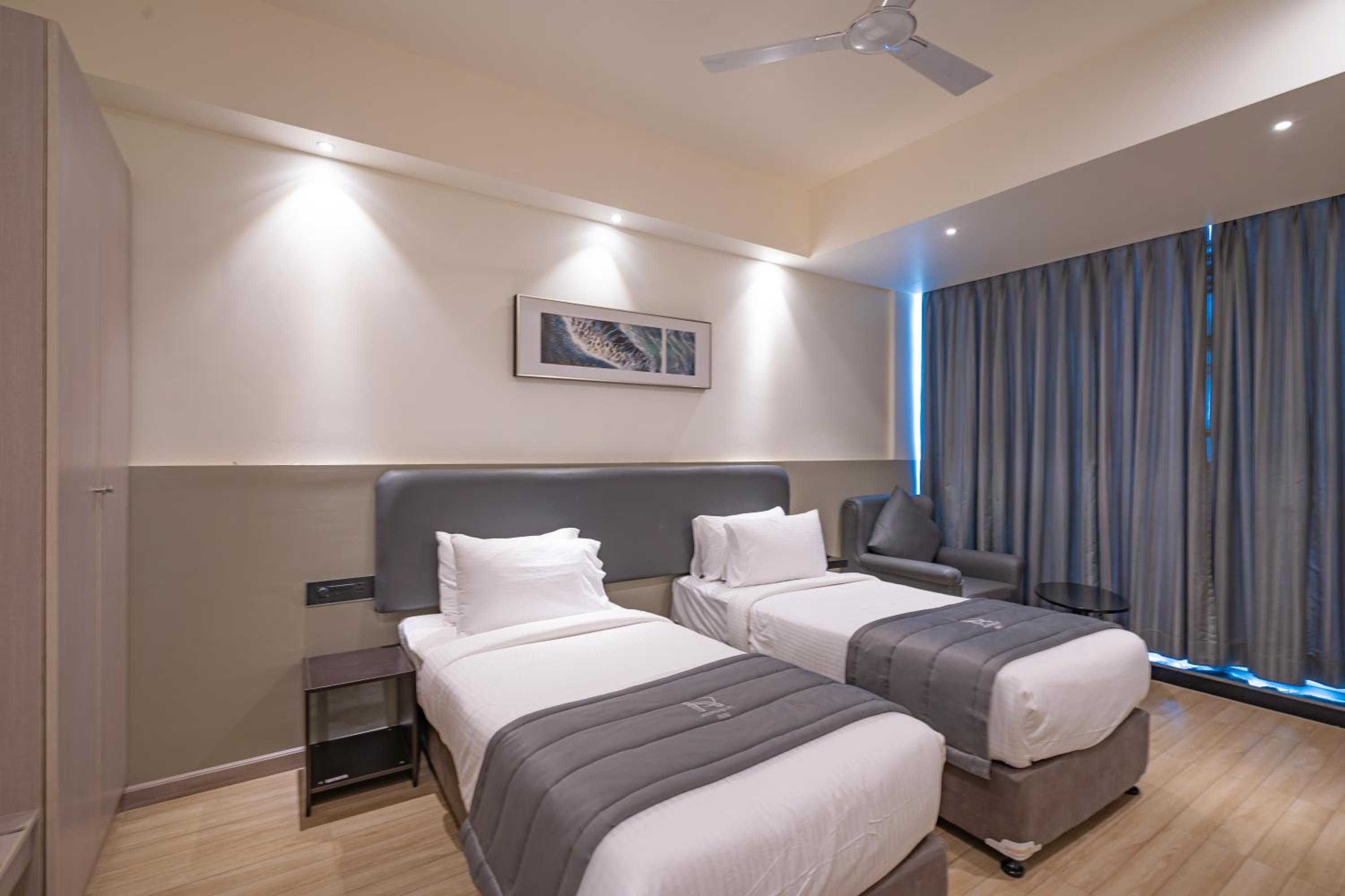 Superior Twin Room - Photo 1