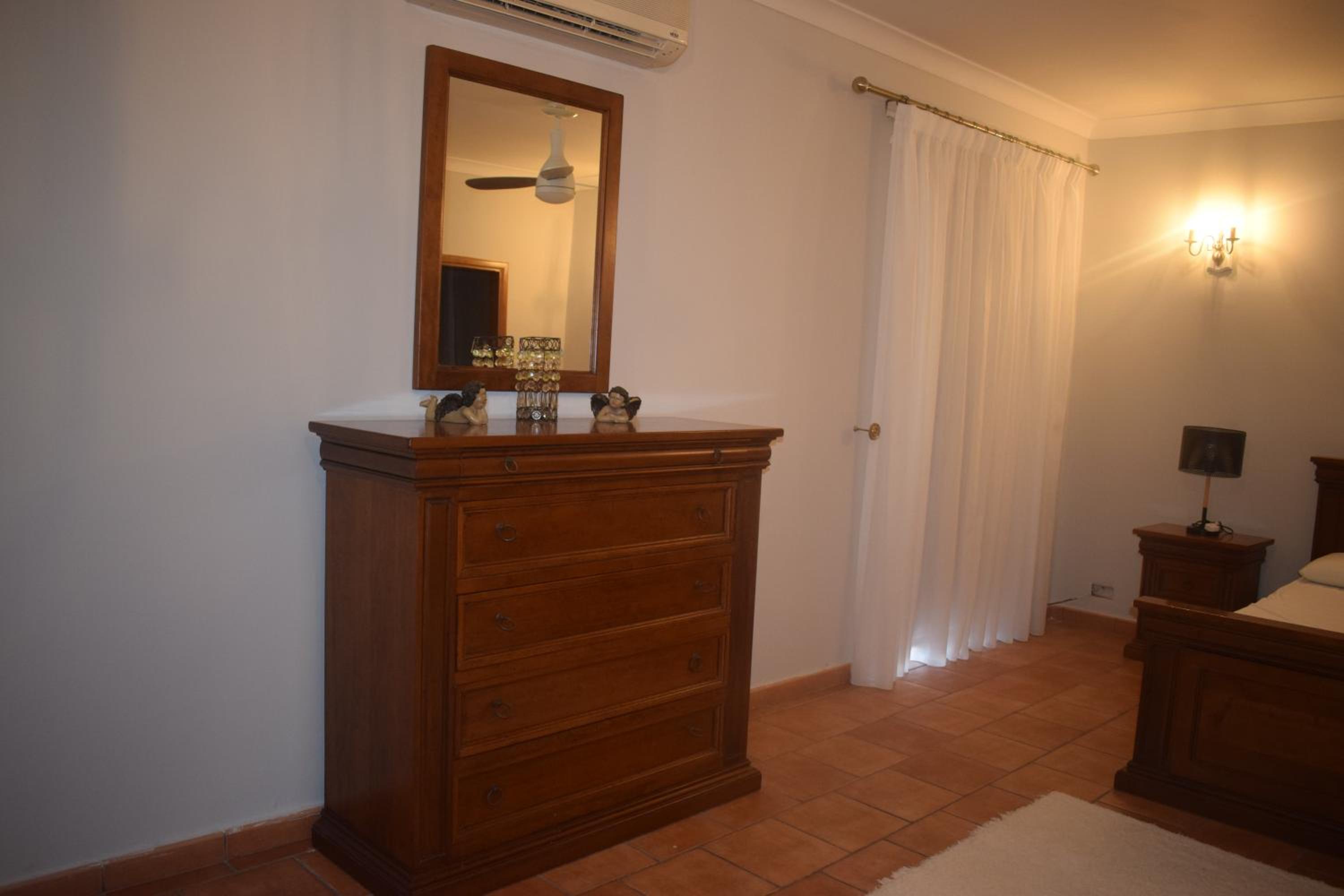 Three-Bedroom Apartment photo 1