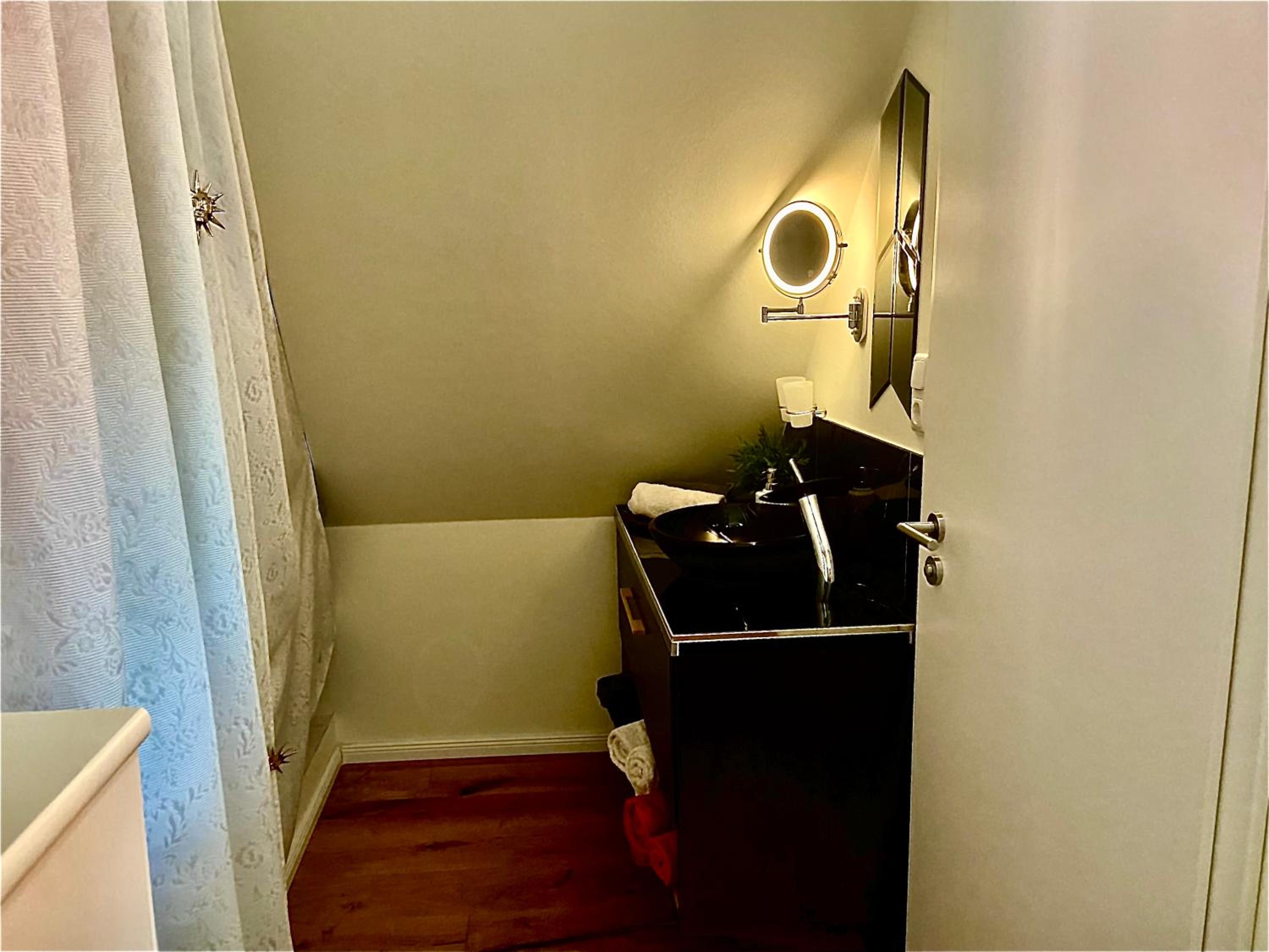 Two-Bedroom Apartment photo 3