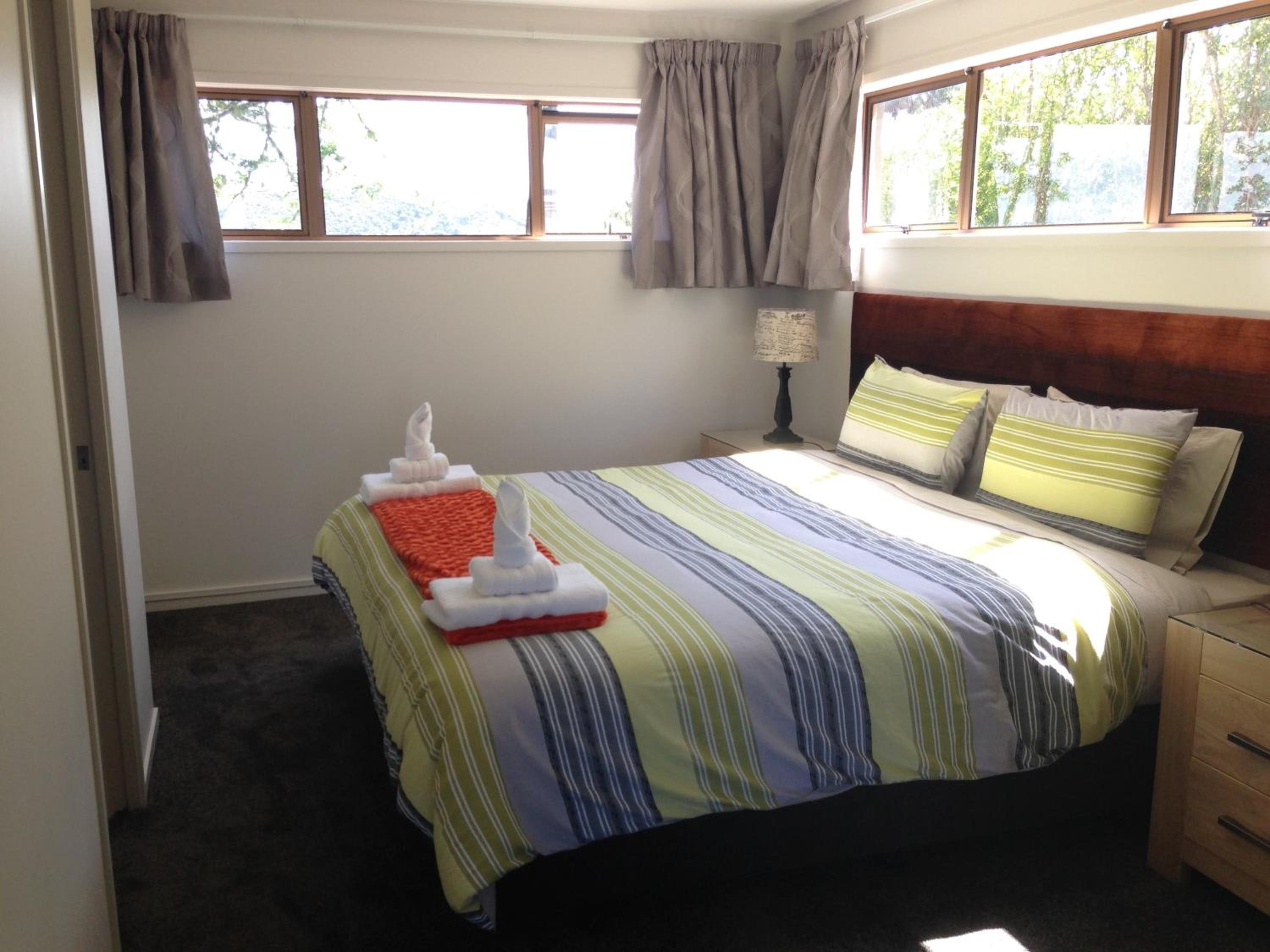 King Suite with Spa Pool and Sea View photo 2