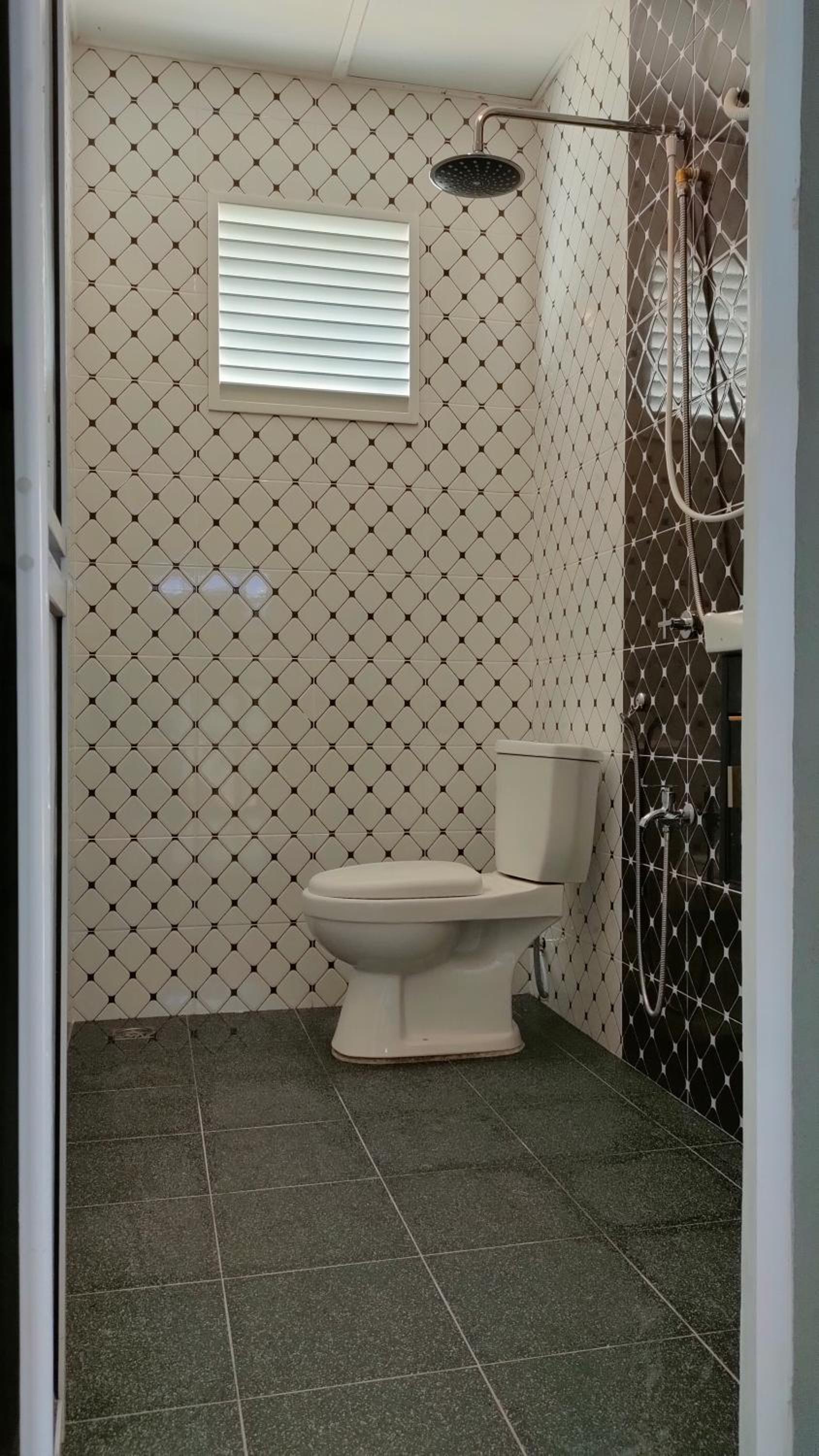 Two-Bedroom House photo 3