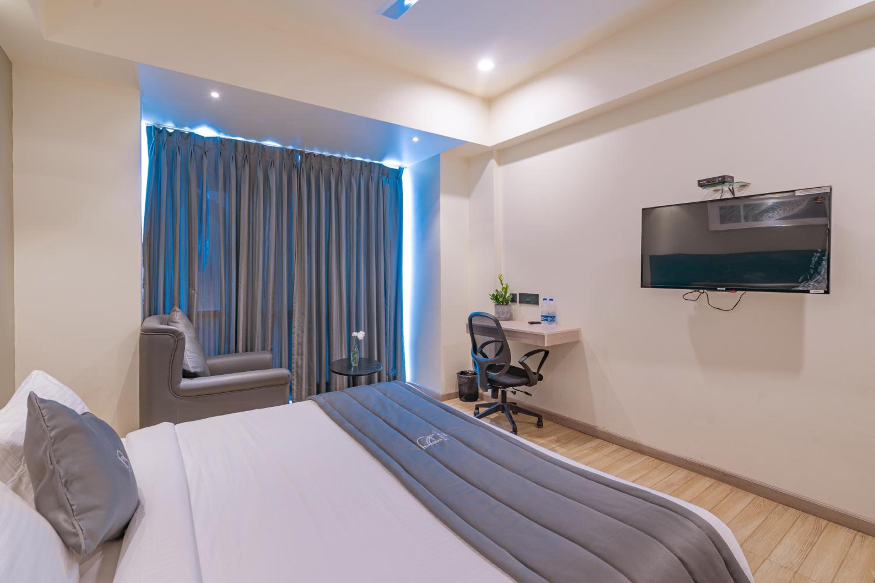 Superior Double Room - Photo 10