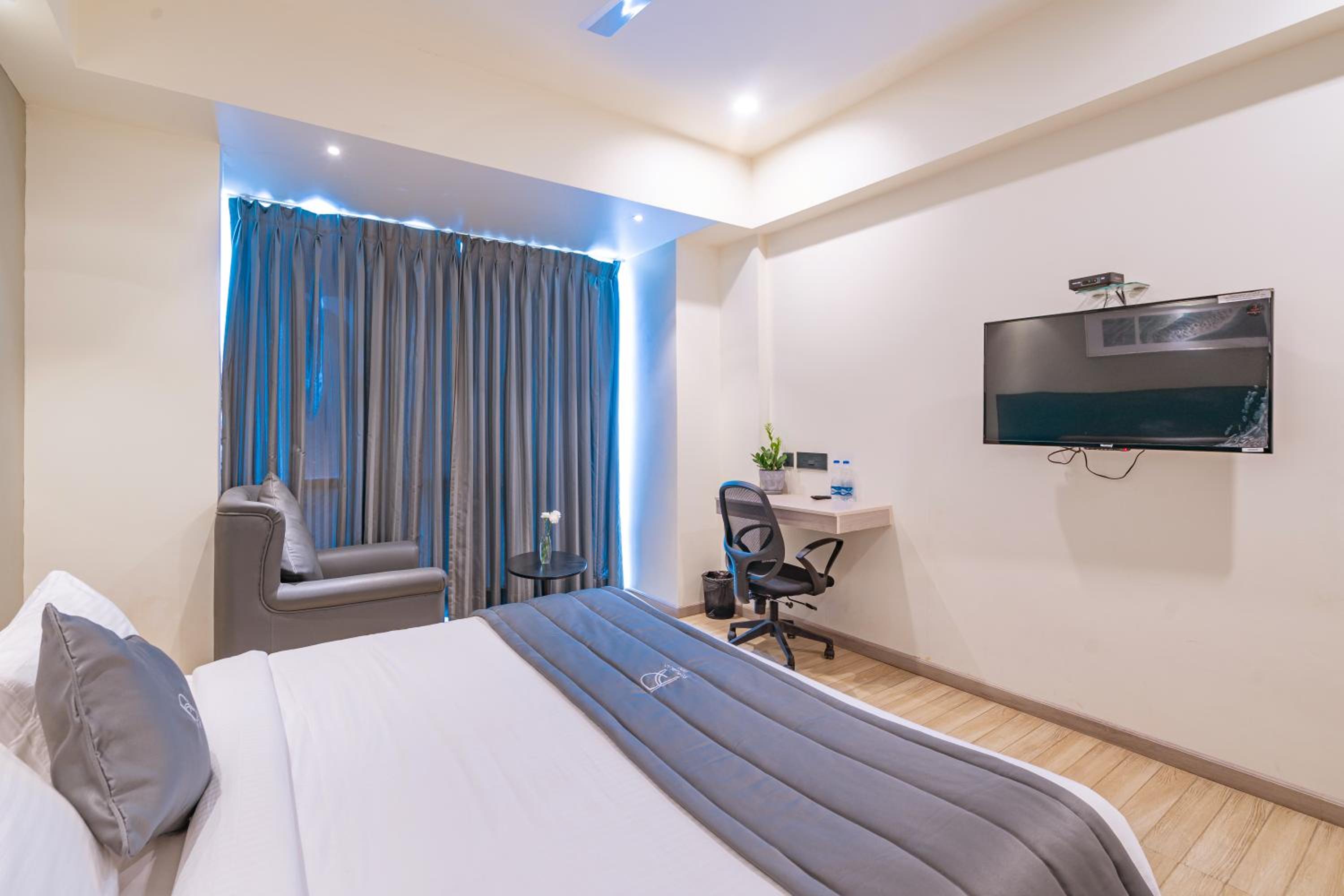 Superior Double Room - Photo 9