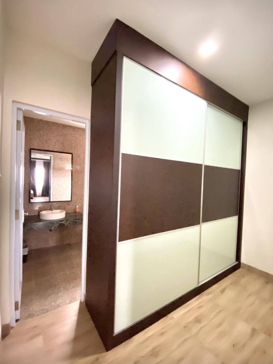 Three-Bedroom Apartment - Photo 6